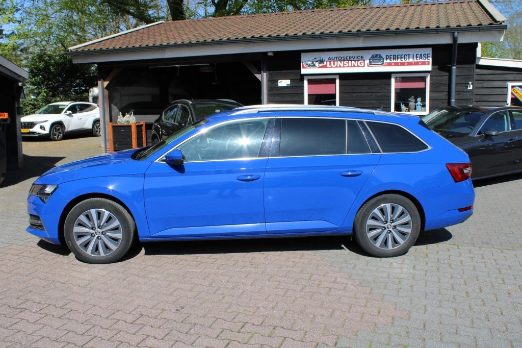 Hoofdafbeelding Škoda Superb