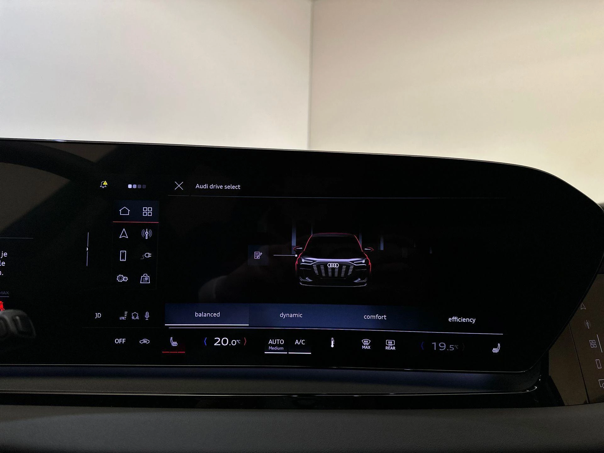 Hoofdafbeelding Audi Q6 e-tron