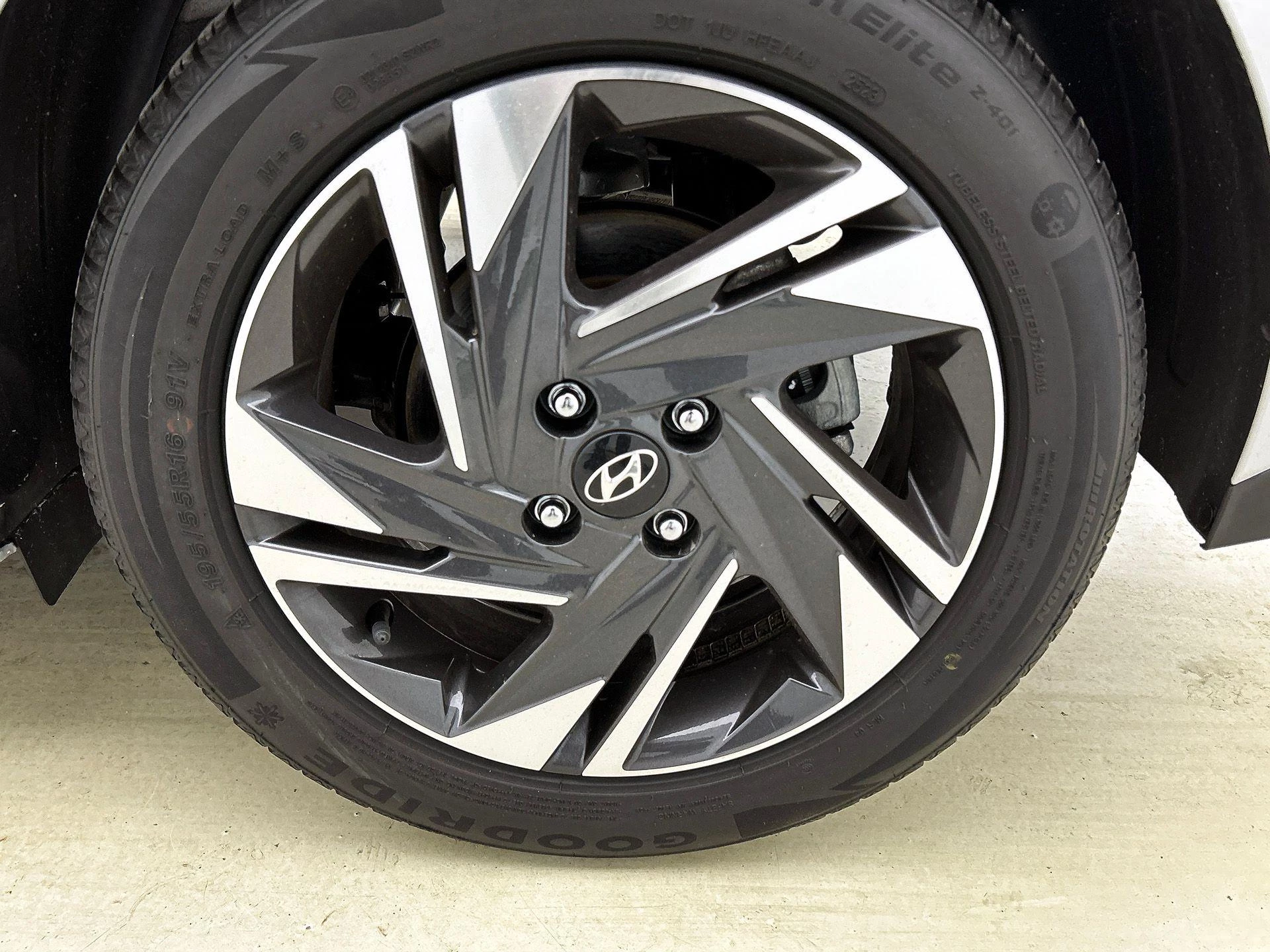 Hoofdafbeelding Hyundai i20