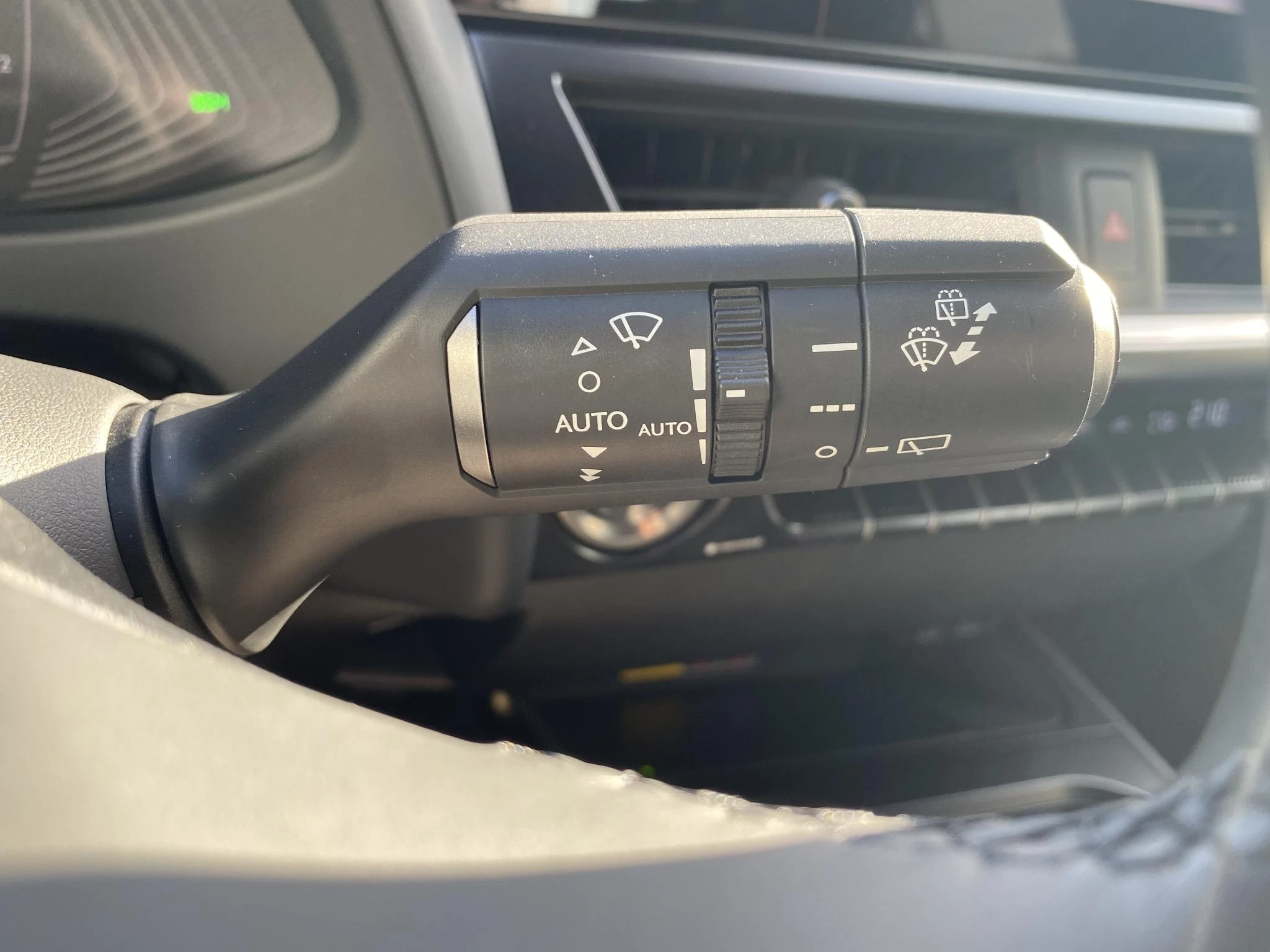 Hoofdafbeelding Lexus UX