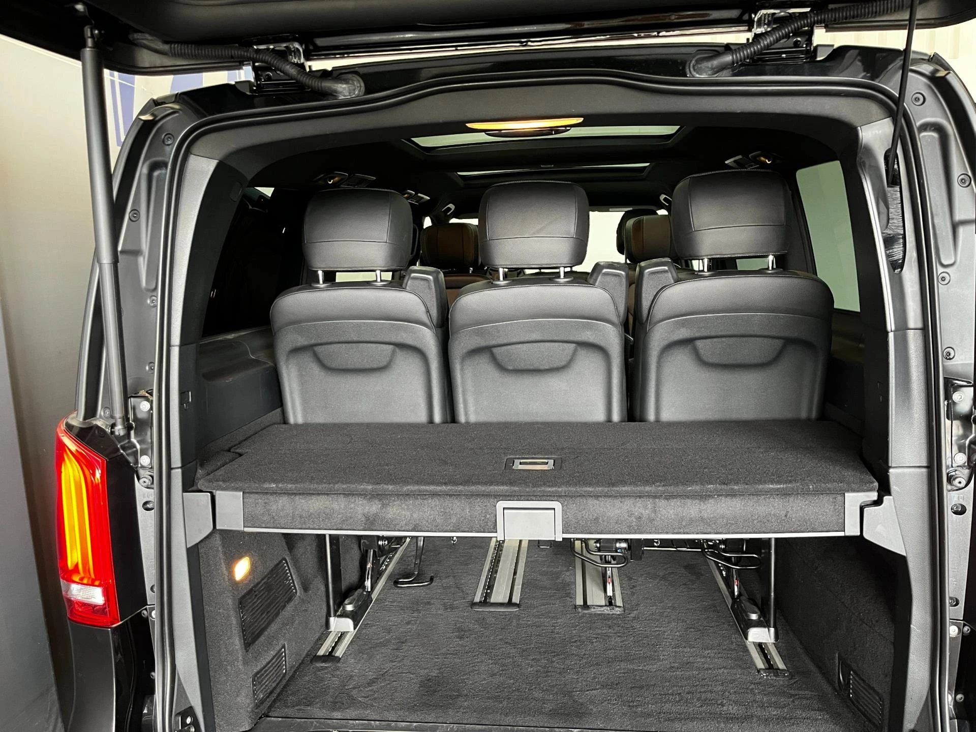 Hoofdafbeelding Mercedes-Benz EQV