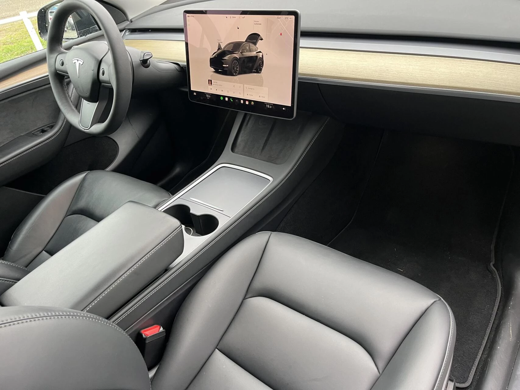 Hoofdafbeelding Tesla Model Y