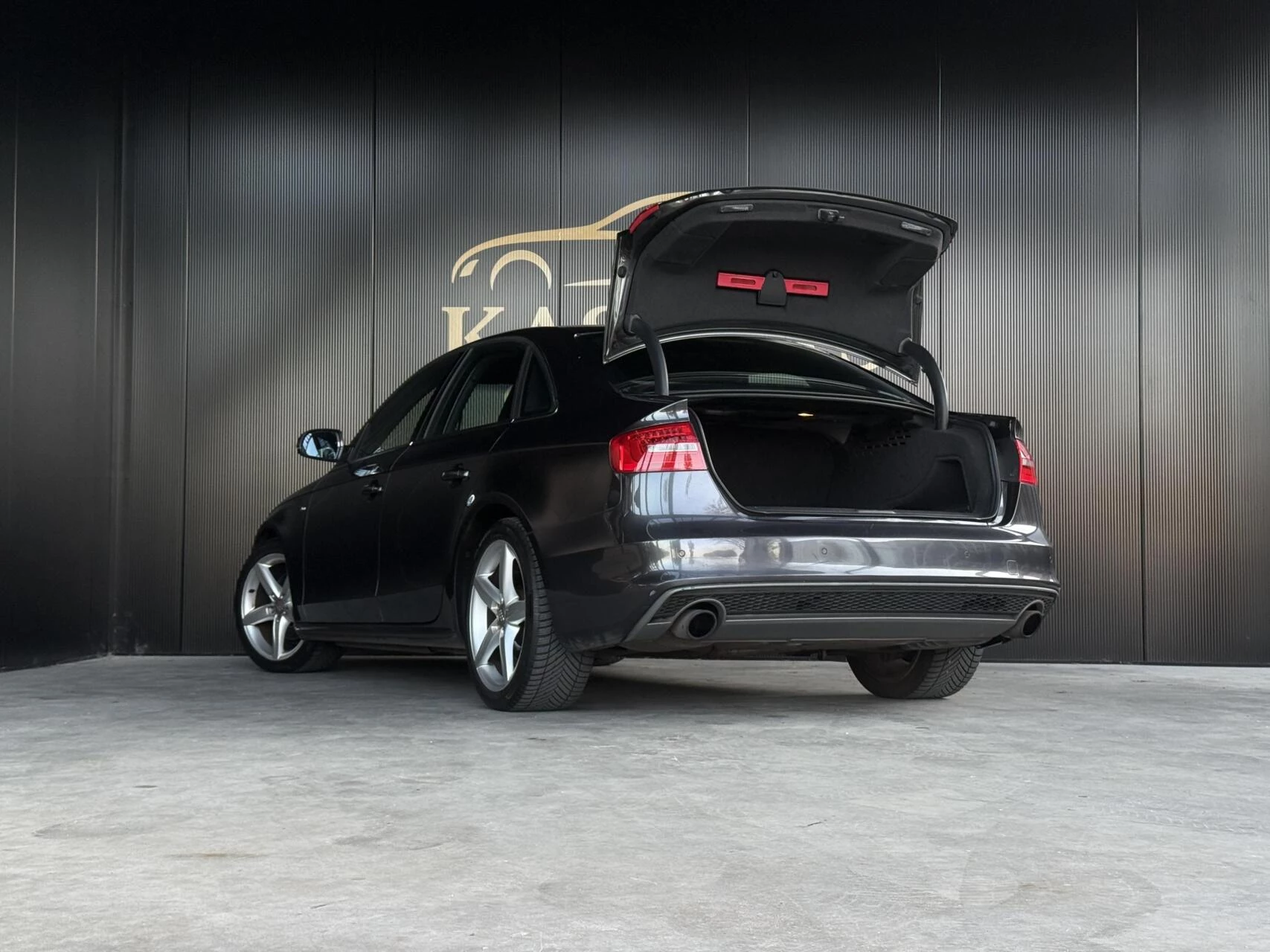 Hoofdafbeelding Audi A4