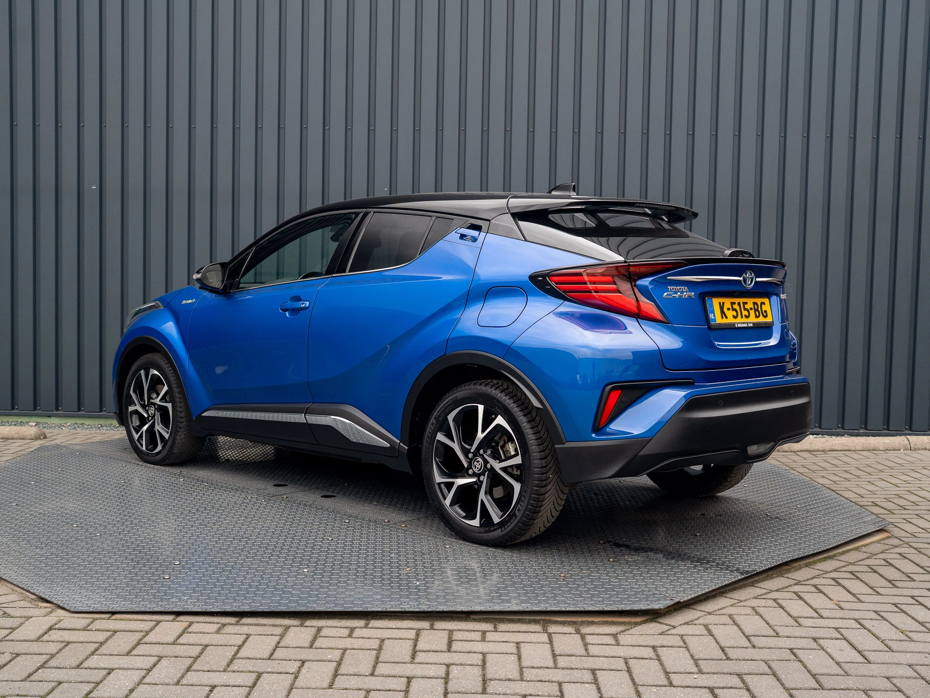 Hoofdafbeelding Toyota C-HR