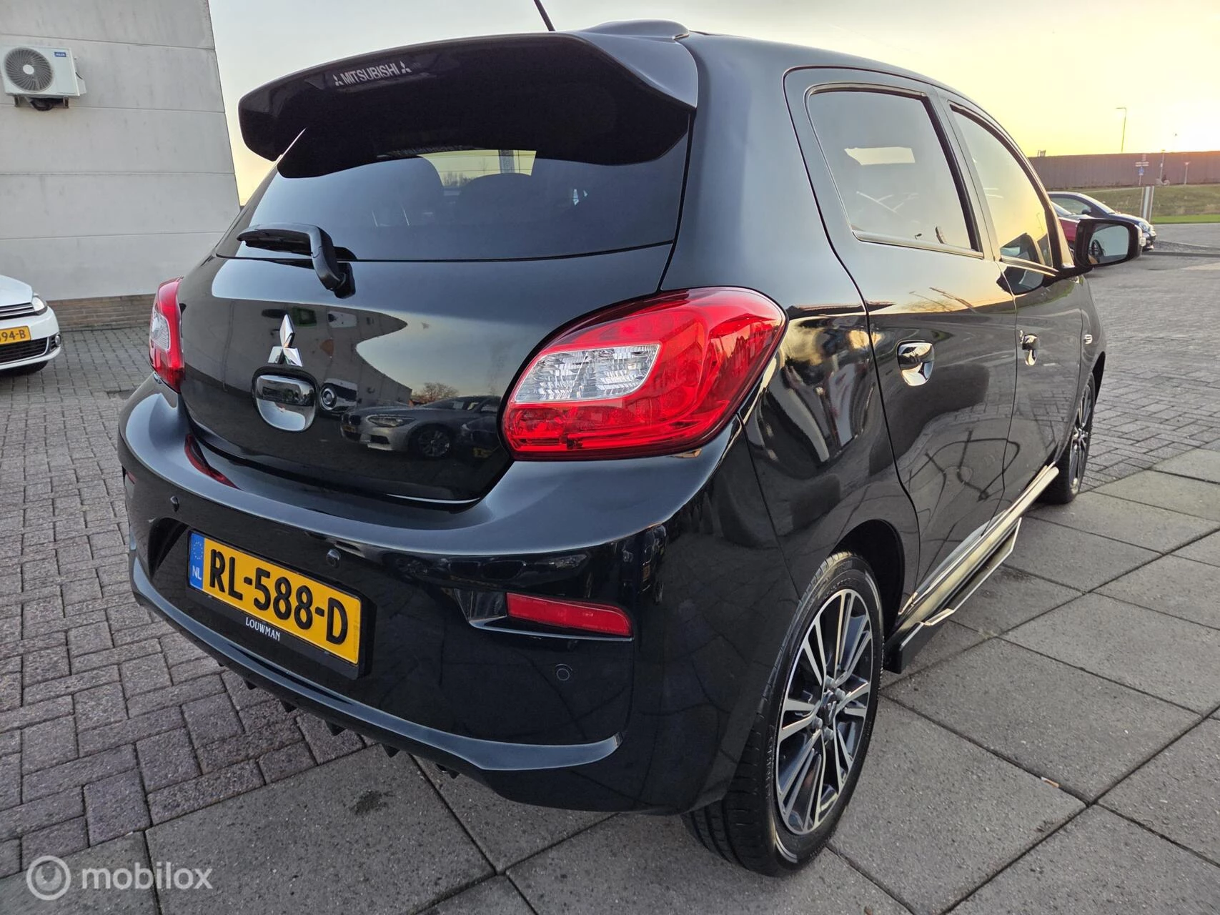 Hoofdafbeelding Mitsubishi Space Star