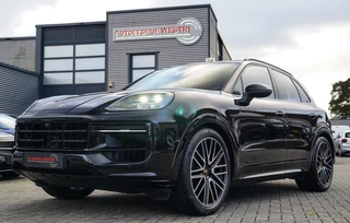 Hoofdafbeelding Porsche Cayenne Porsche Cayenne 3.0 E-Hybrid | NIEUW MODEL | Panorama | Bose Sound | 360 cam | Adaptieve cruise | Kuipstoel | LED | Lane assist |