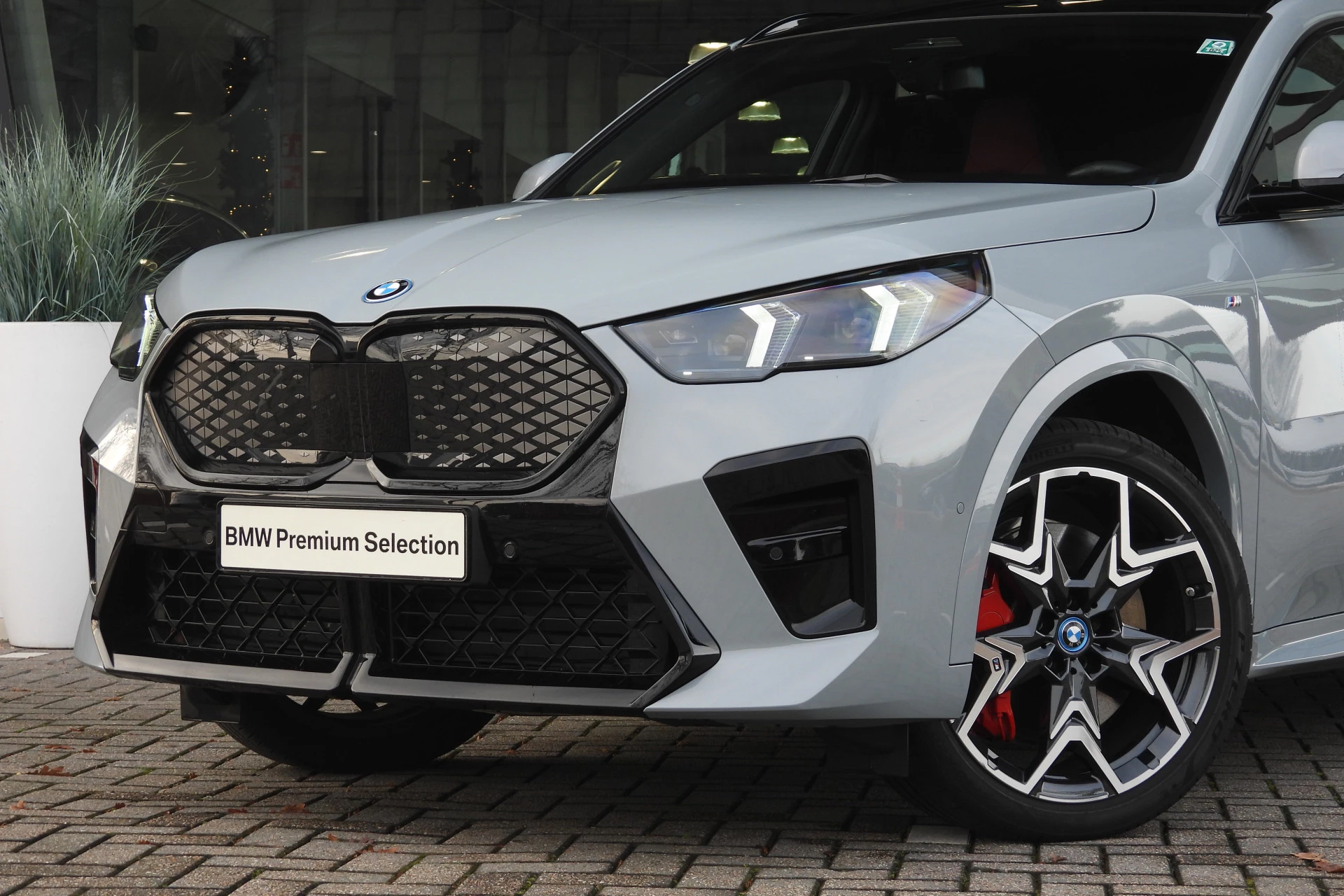 Hoofdafbeelding BMW iX2