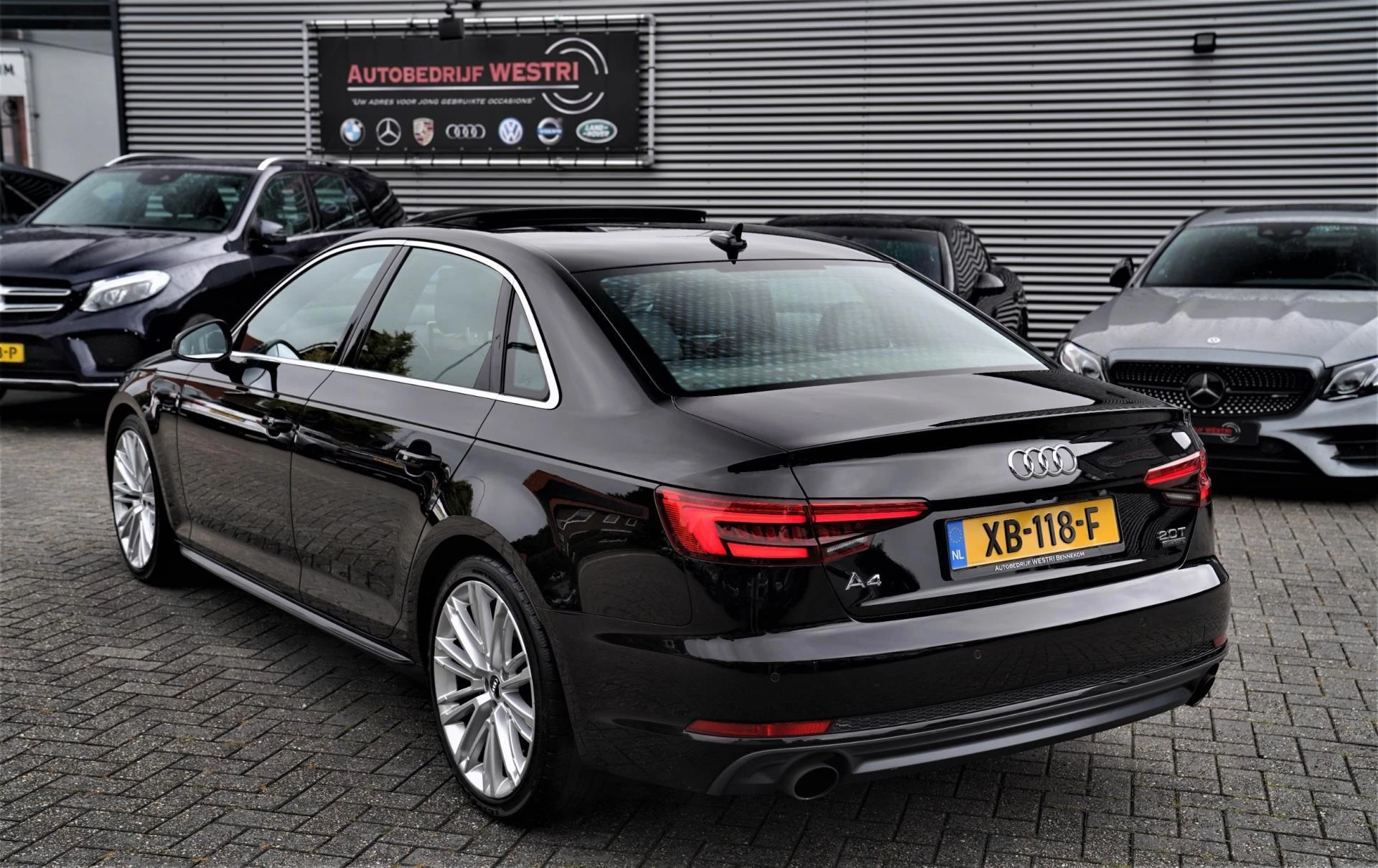 Hoofdafbeelding Audi A4