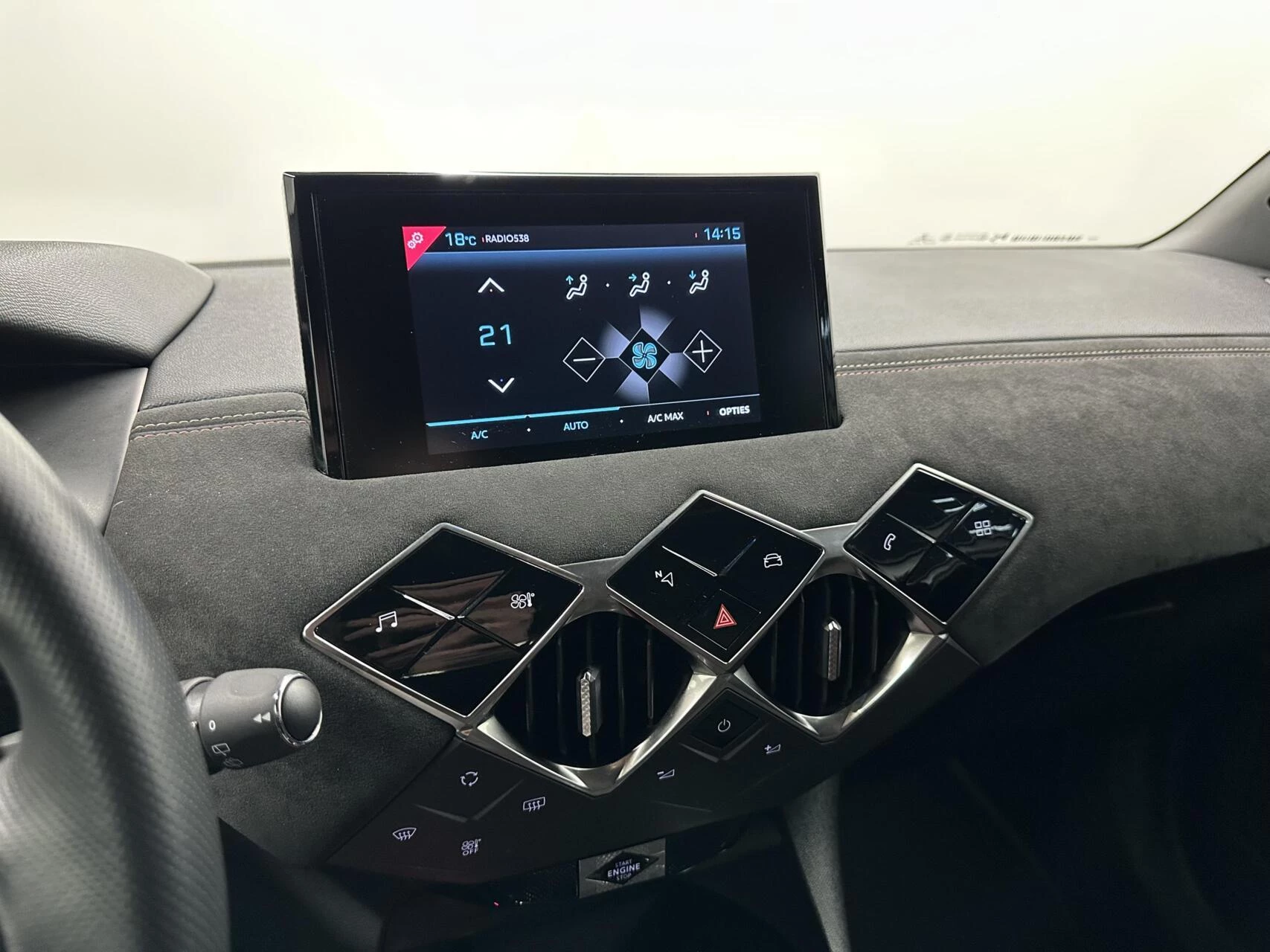 Hoofdafbeelding DS DS 3