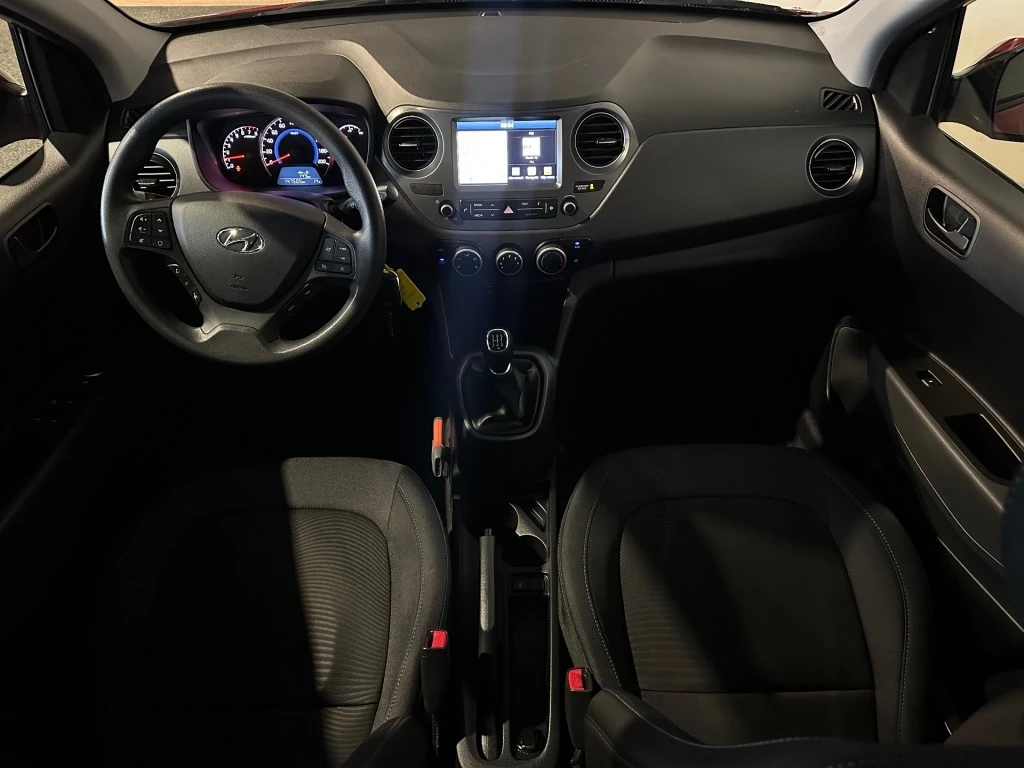 Hoofdafbeelding Hyundai i10