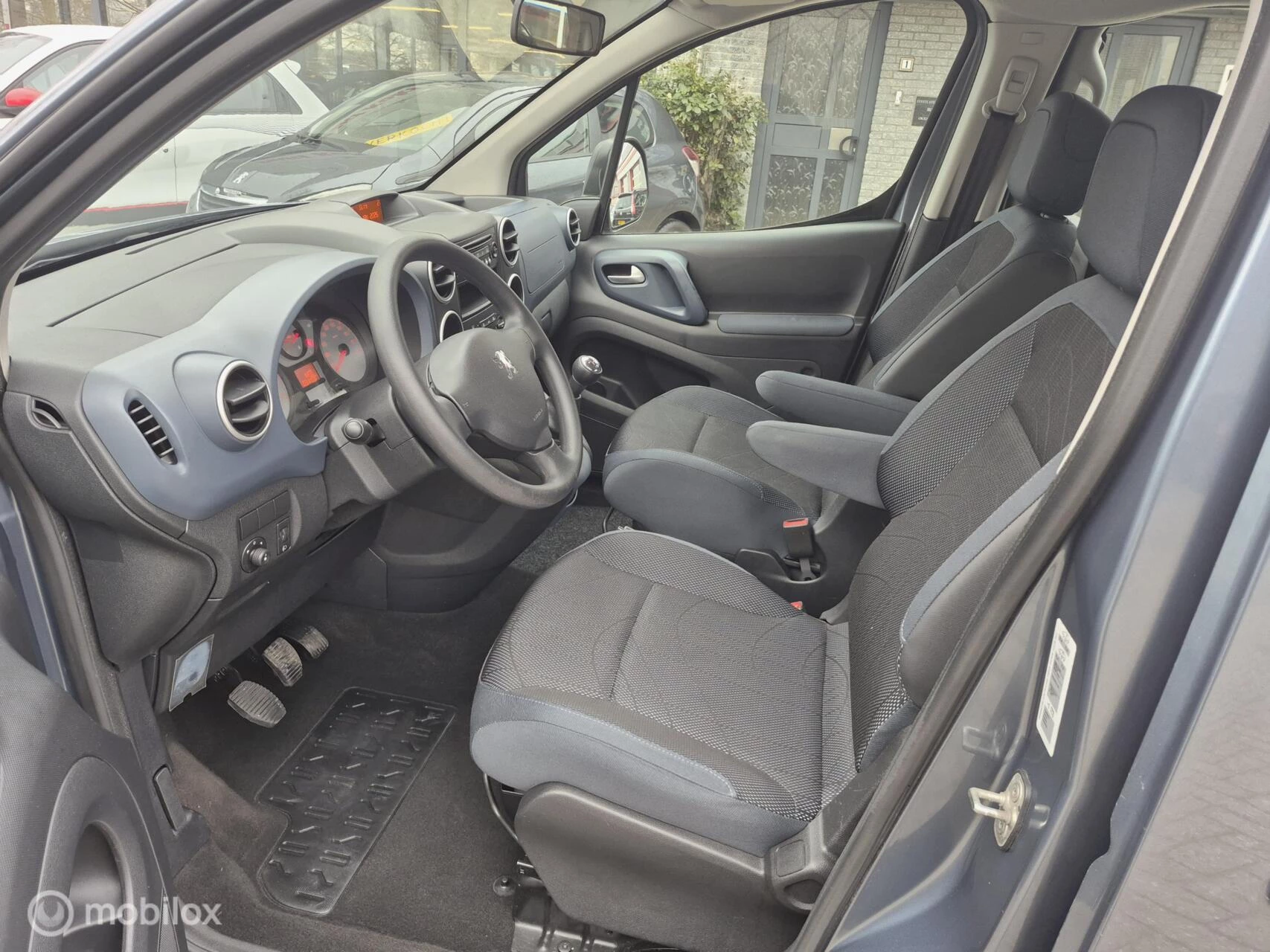 Hoofdafbeelding Peugeot Partner