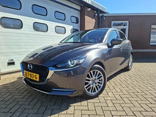 Hoofdafbeelding Mazda 2 Mazda 2 1.5 SKYACT-G LUXURY / automaat / 16 inch alu / Head-up display