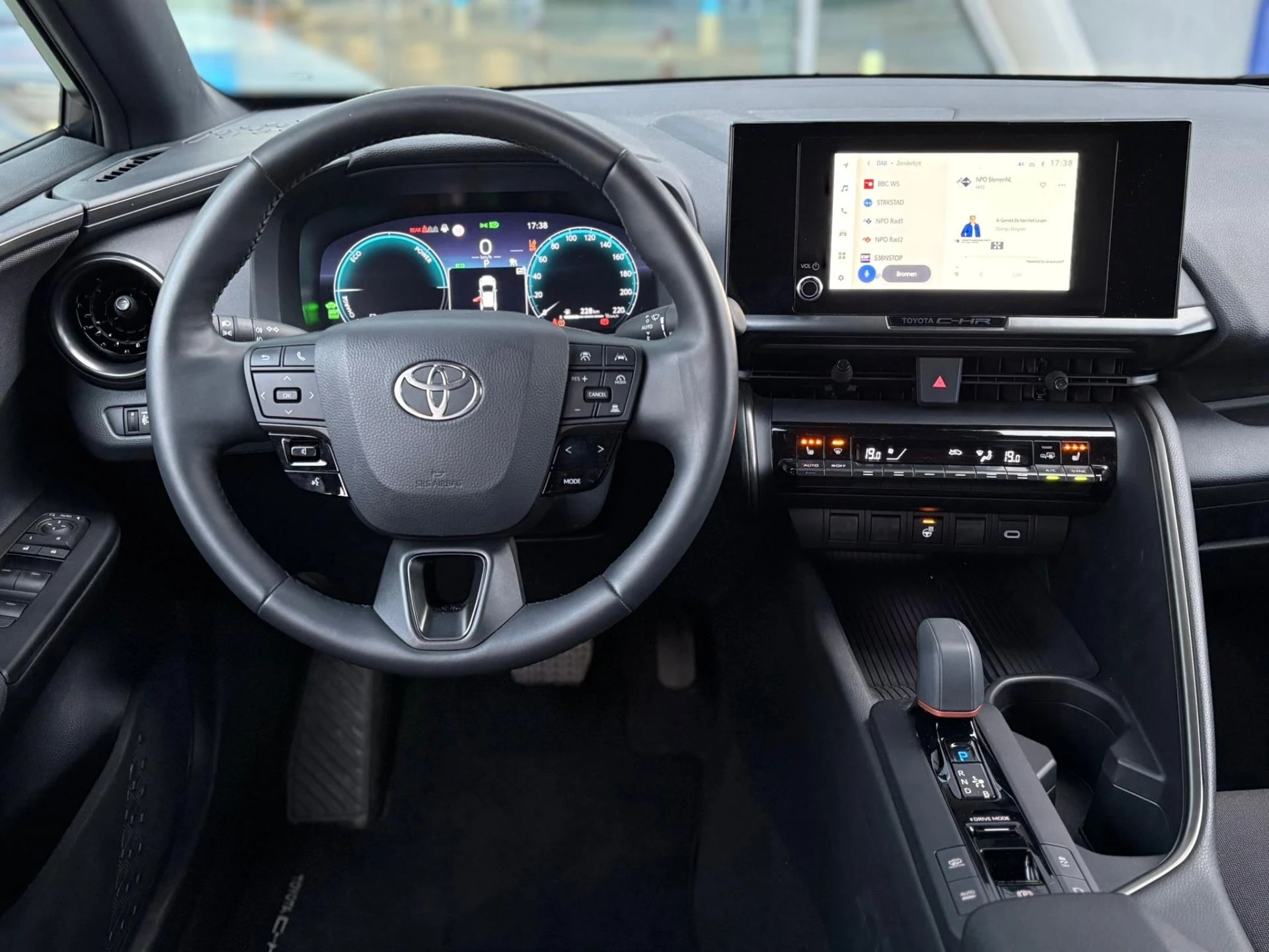 Hoofdafbeelding Toyota C-HR