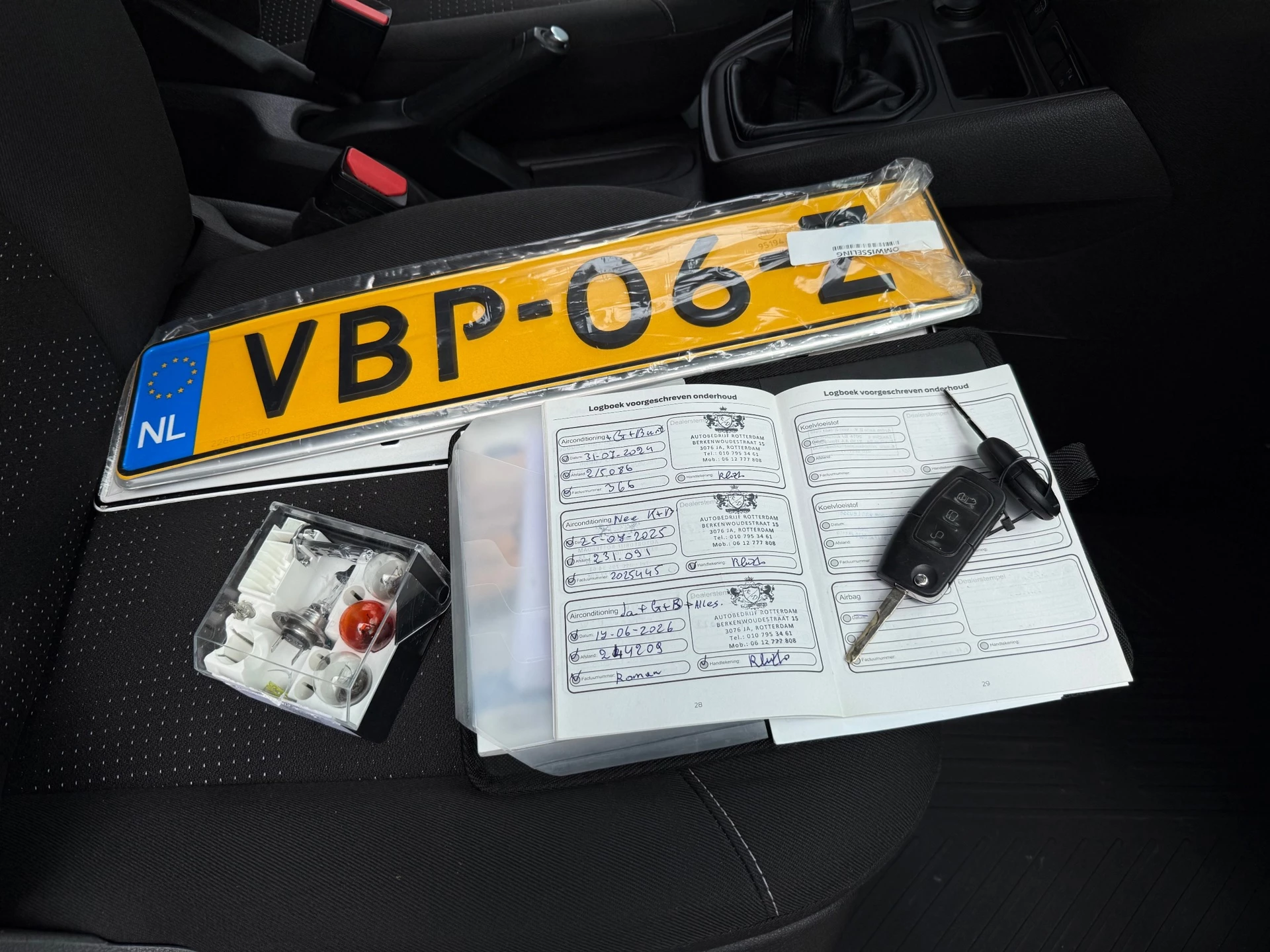 Hoofdafbeelding Ford Transit Courier