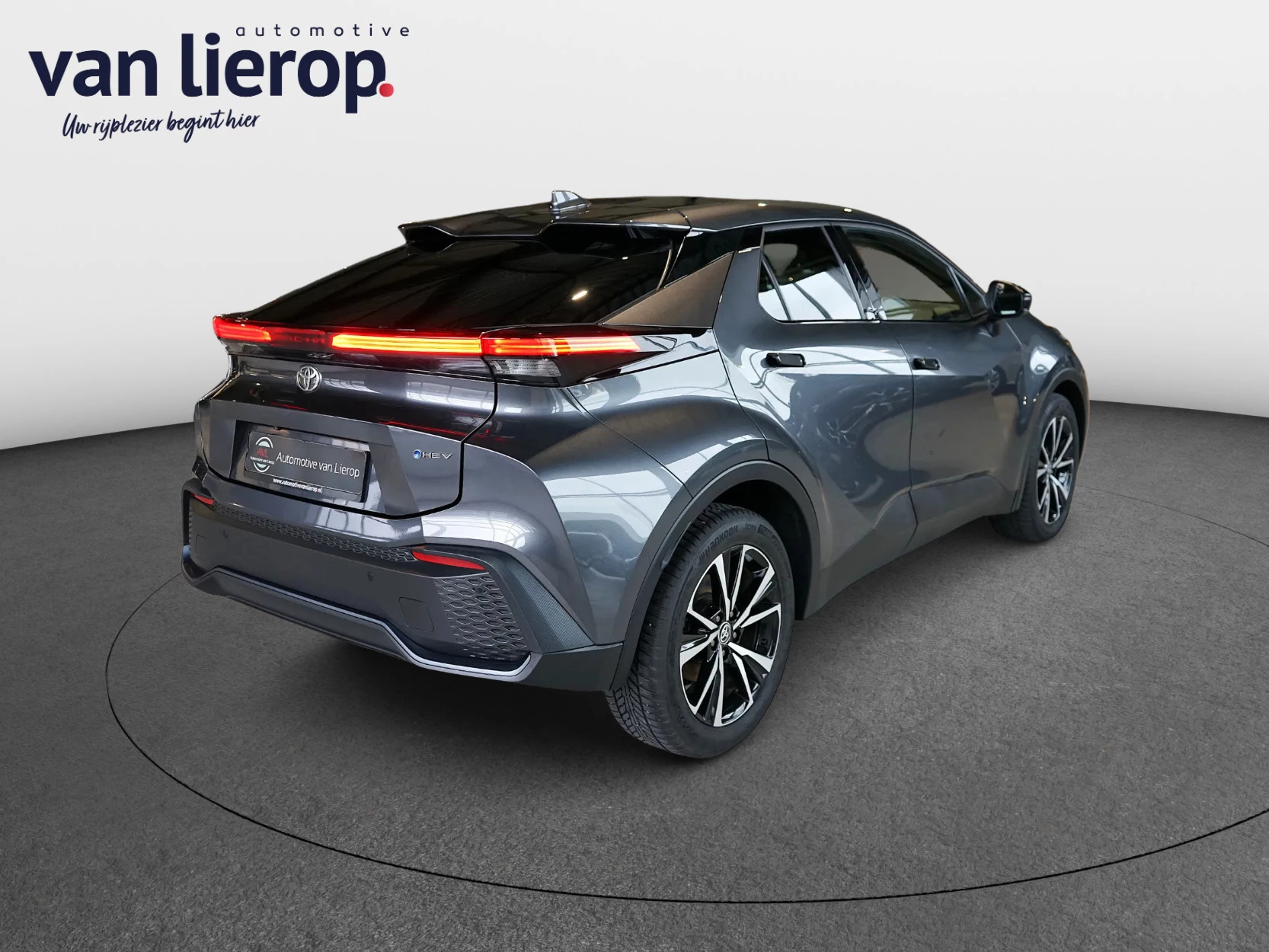 Hoofdafbeelding Toyota C-HR