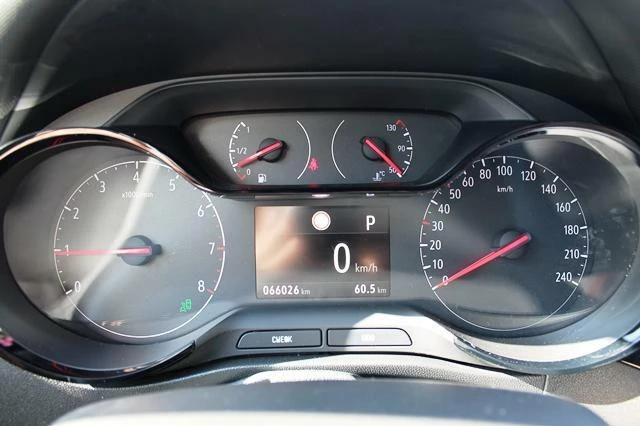 Hoofdafbeelding Opel Crossland X
