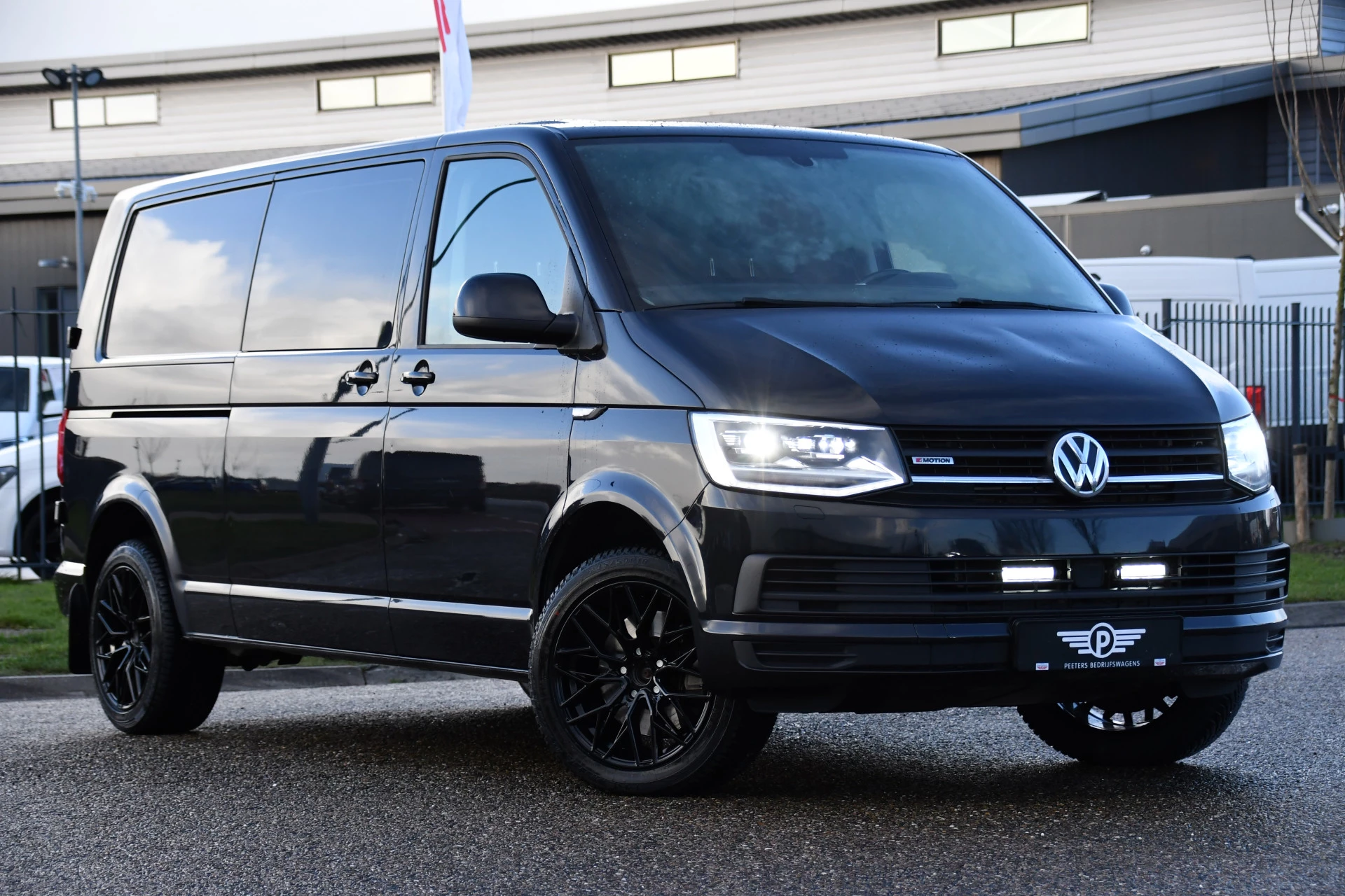Hoofdafbeelding Volkswagen Transporter