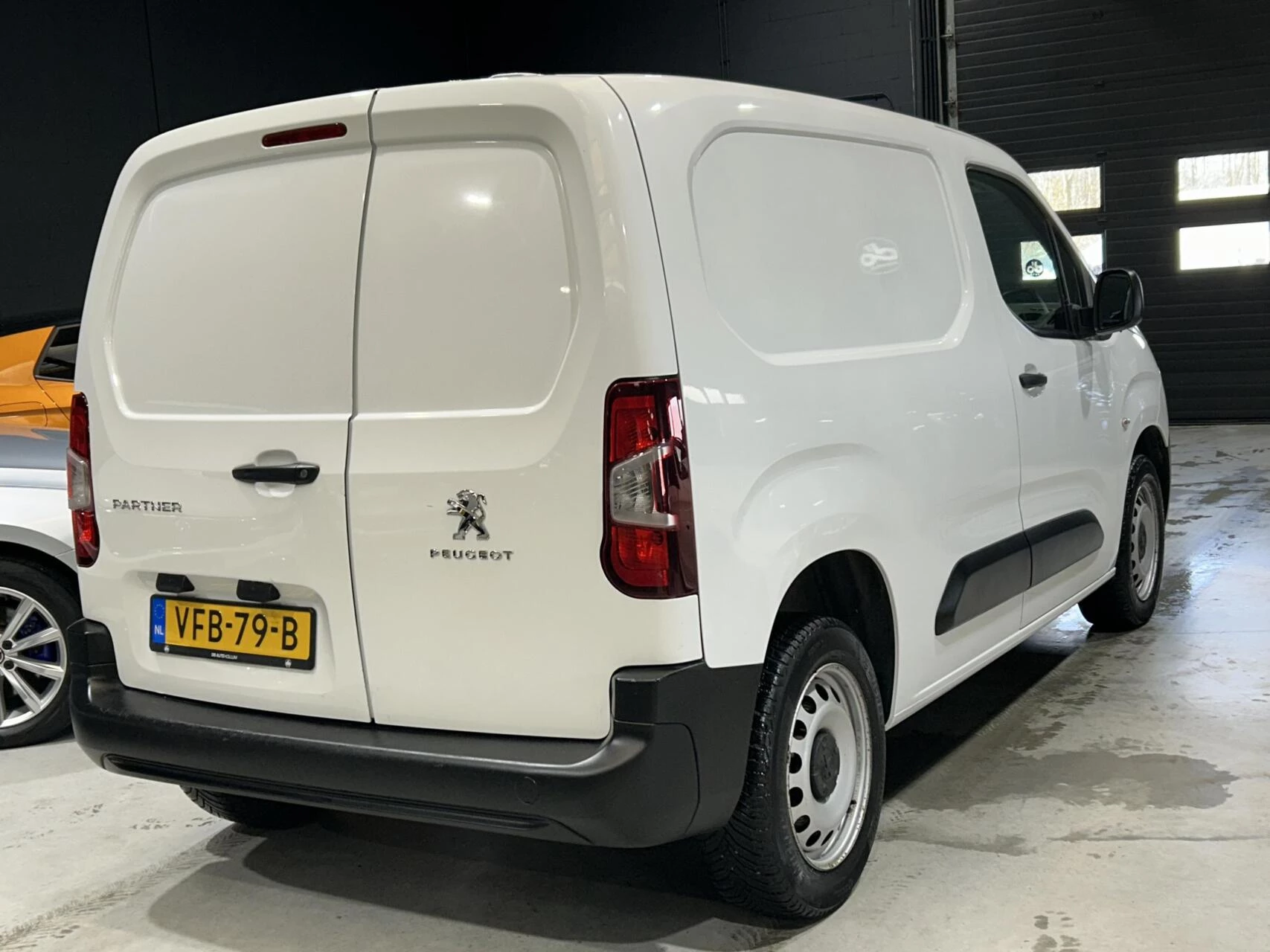 Hoofdafbeelding Peugeot Partner