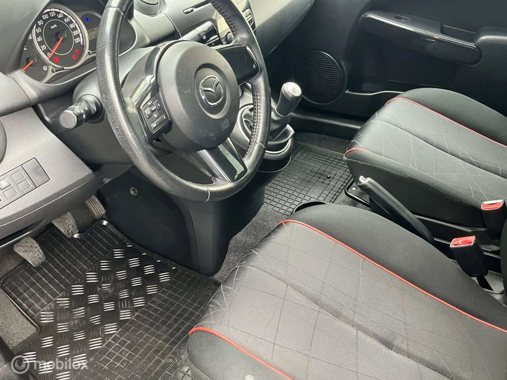 Hoofdafbeelding Mazda 2