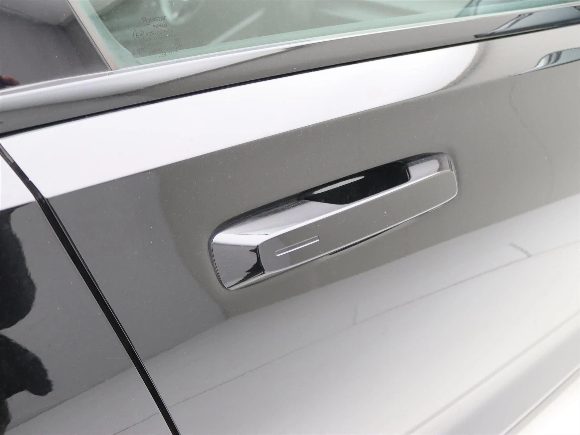 Hoofdafbeelding Polestar 2