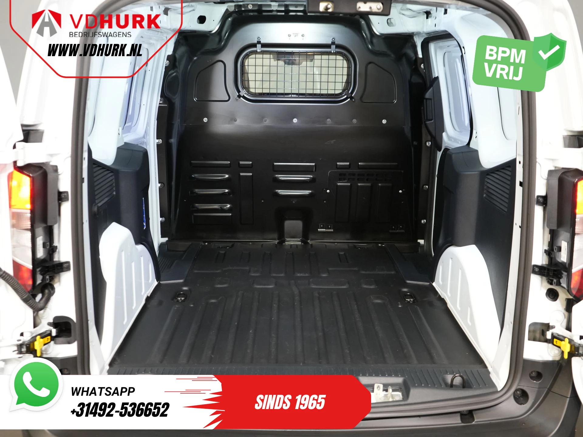Hoofdafbeelding Ford Transit Courier