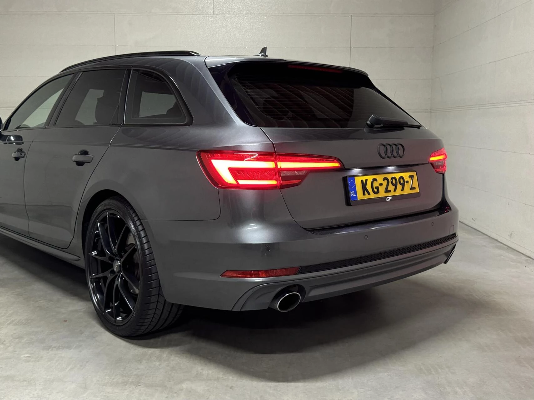 Hoofdafbeelding Audi A4