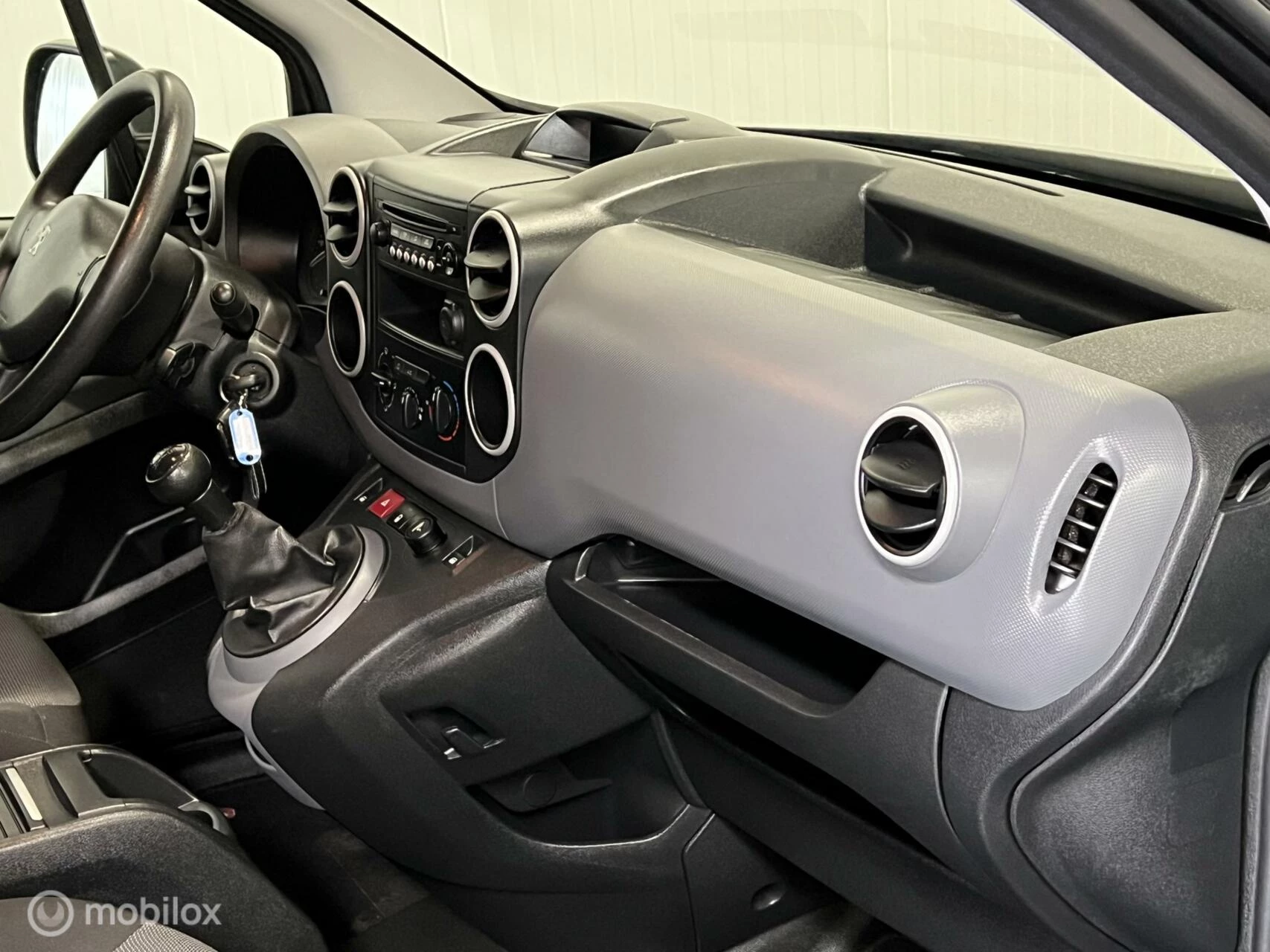 Hoofdafbeelding Peugeot Partner