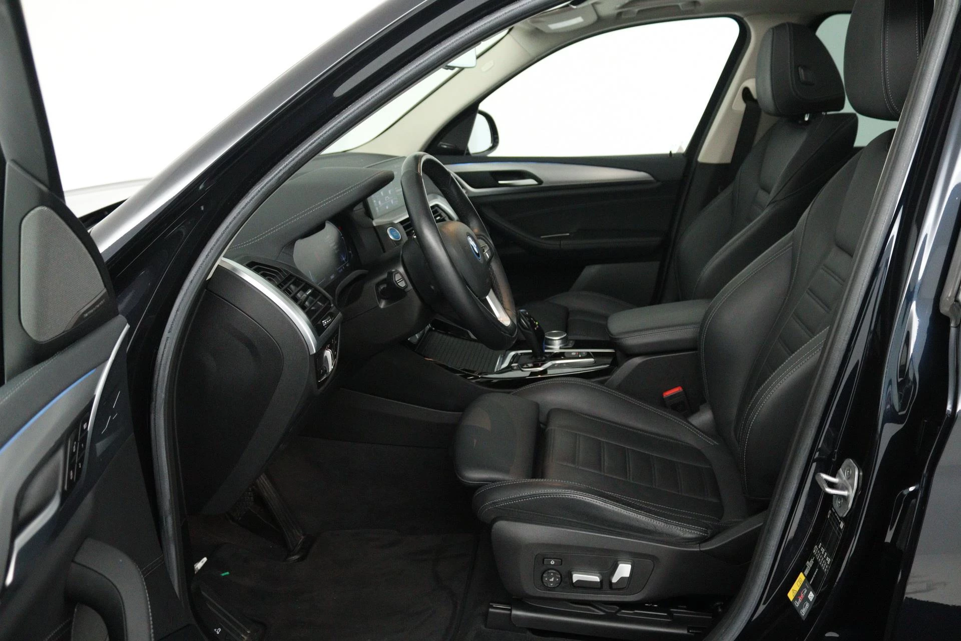 Hoofdafbeelding BMW iX3