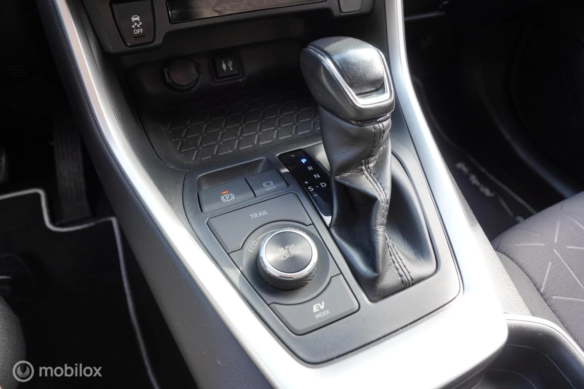Hoofdafbeelding Toyota RAV4