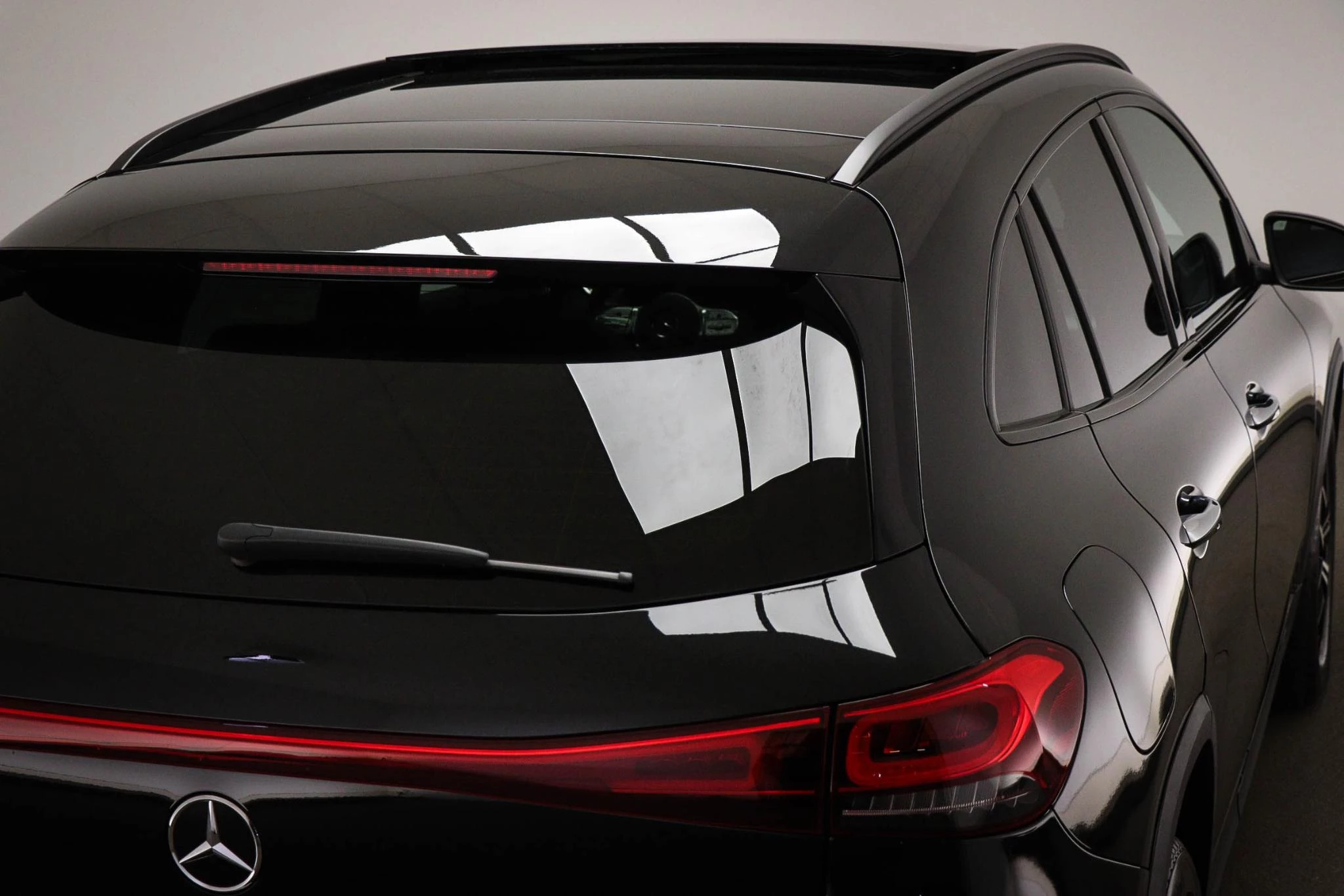 Hoofdafbeelding Mercedes-Benz EQA