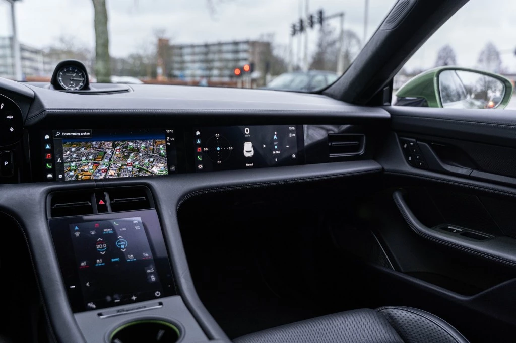 Hoofdafbeelding Porsche Taycan