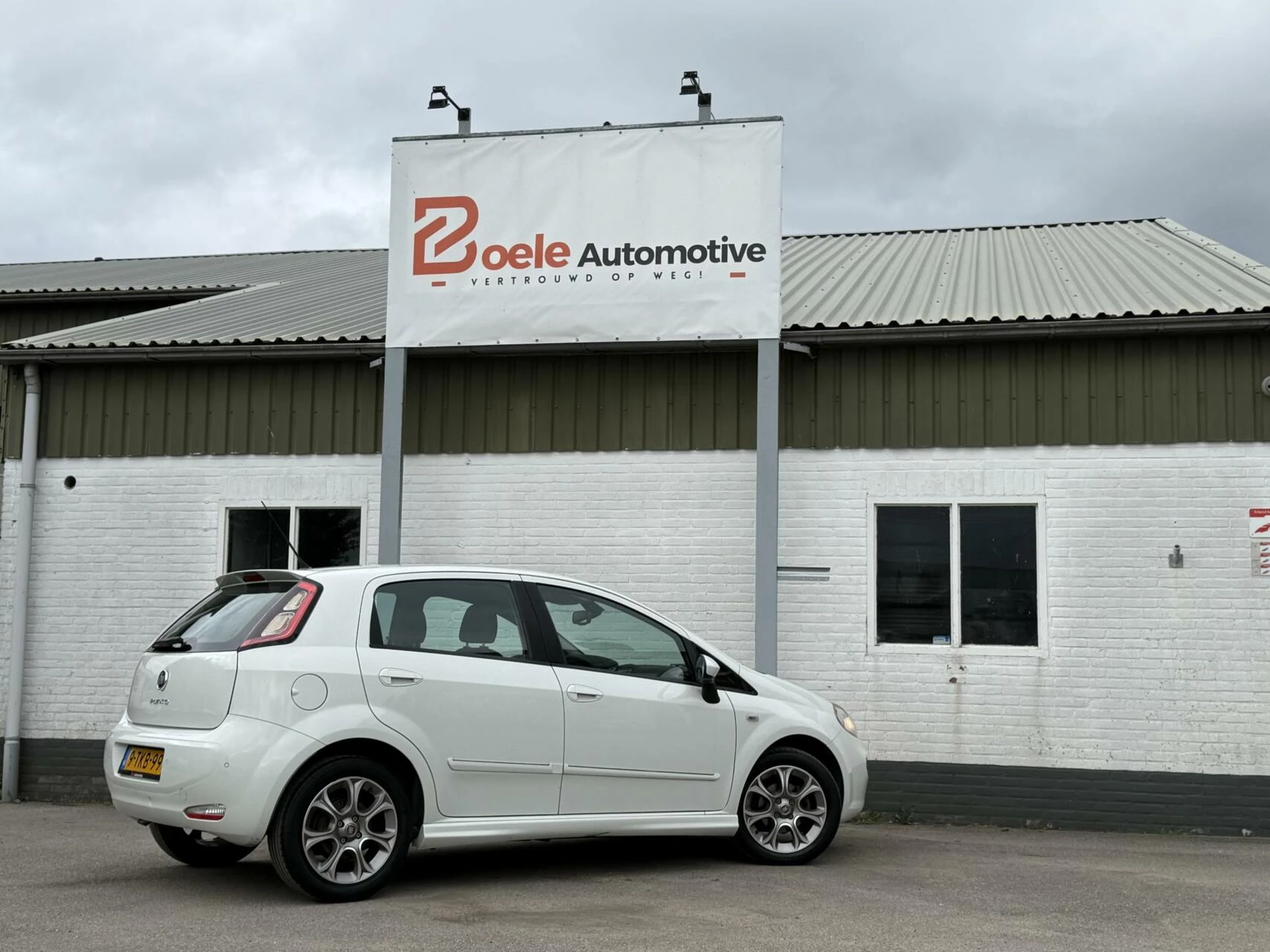 Hoofdafbeelding Fiat Punto