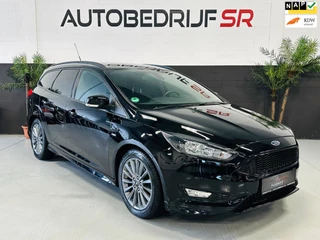 Hoofdafbeelding Ford Focus Ford Focus Wagon 1.0 EcoBoost ST Line 140PK! Dealer Onderhouden! Nwe Distributie!