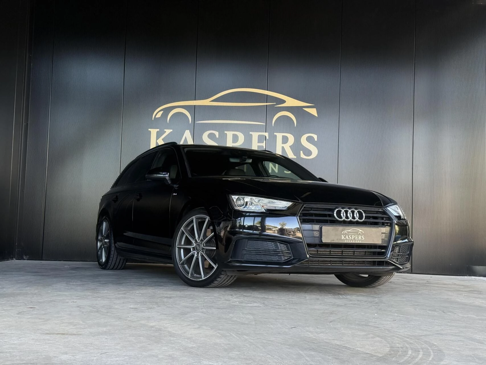 Hoofdafbeelding Audi A4