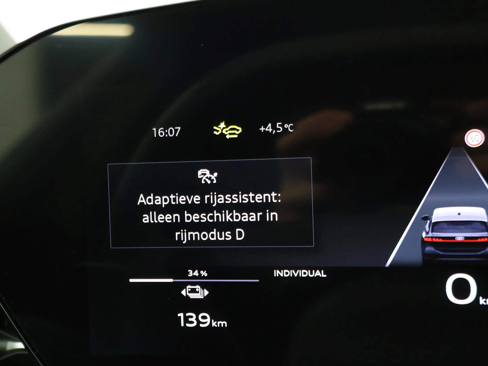 Hoofdafbeelding Audi A6 Avant e-tron