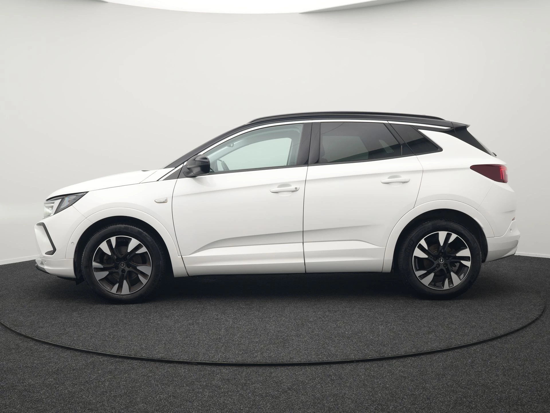 Hoofdafbeelding Opel Grandland