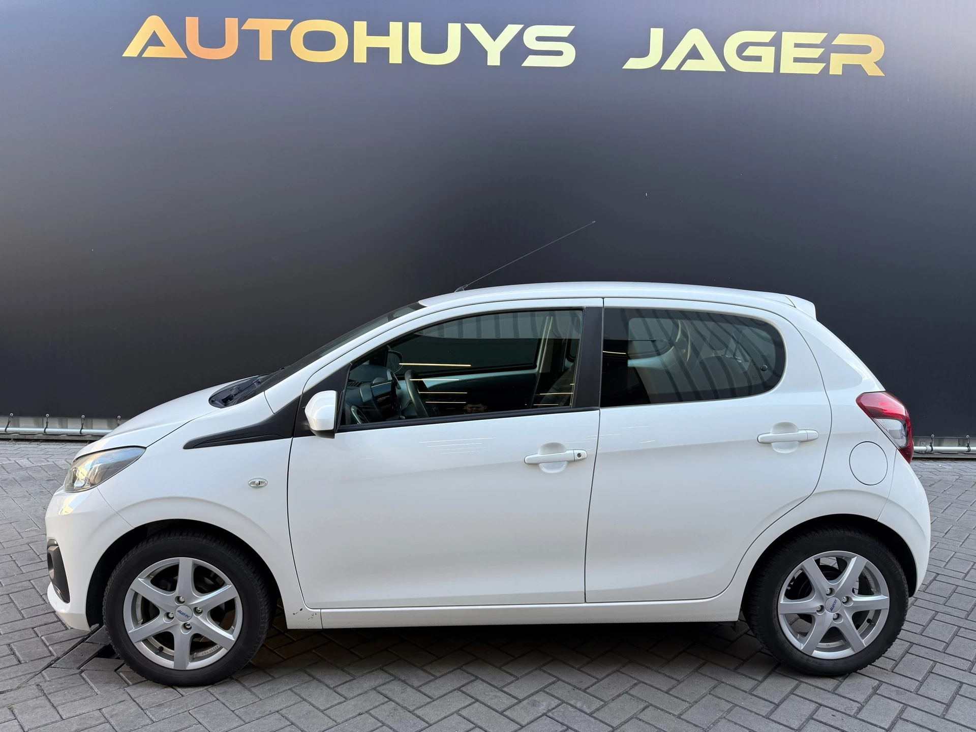 Hoofdafbeelding Peugeot 108