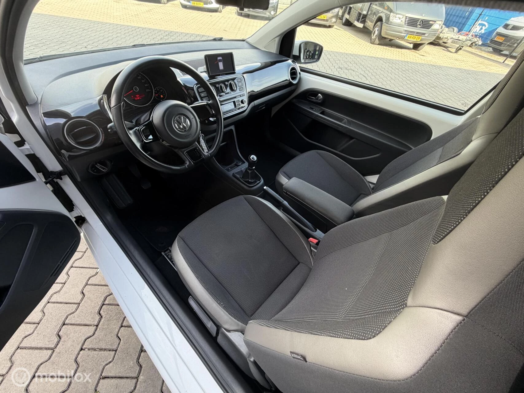 Hoofdafbeelding Volkswagen up!