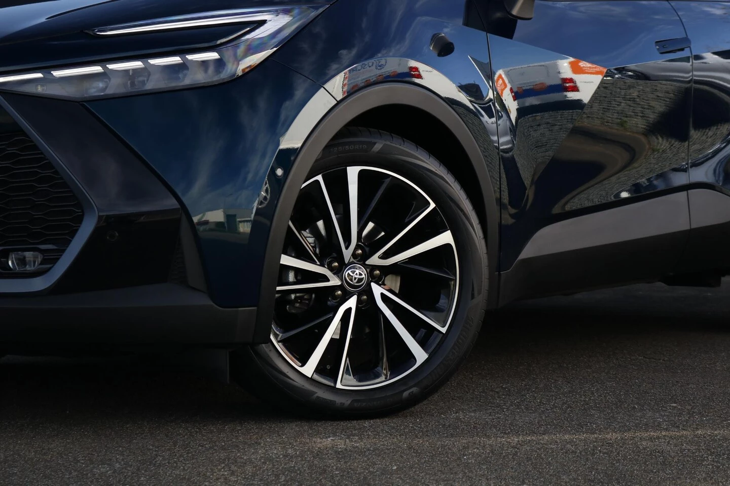 Hoofdafbeelding Toyota C-HR