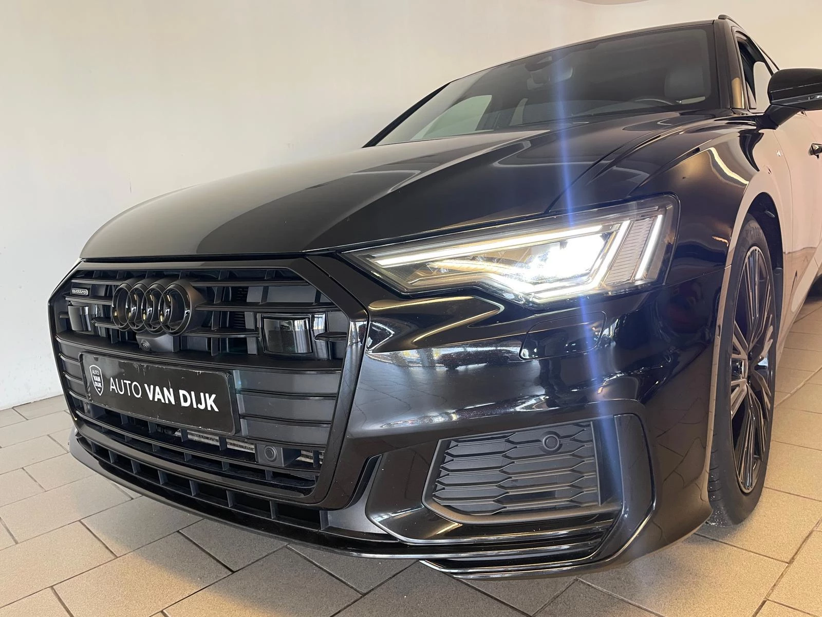 Hoofdafbeelding Audi A6
