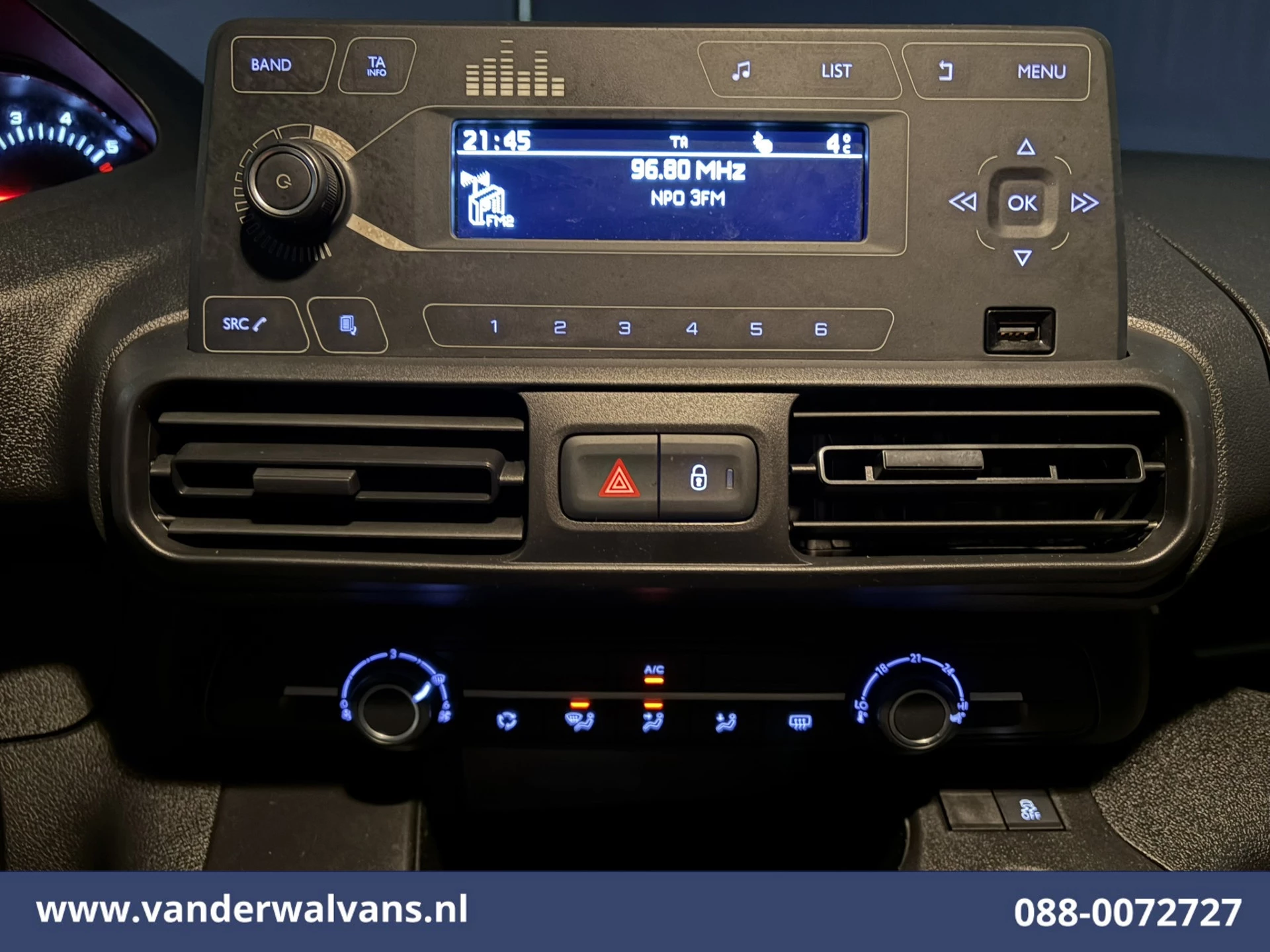 Hoofdafbeelding Peugeot Partner