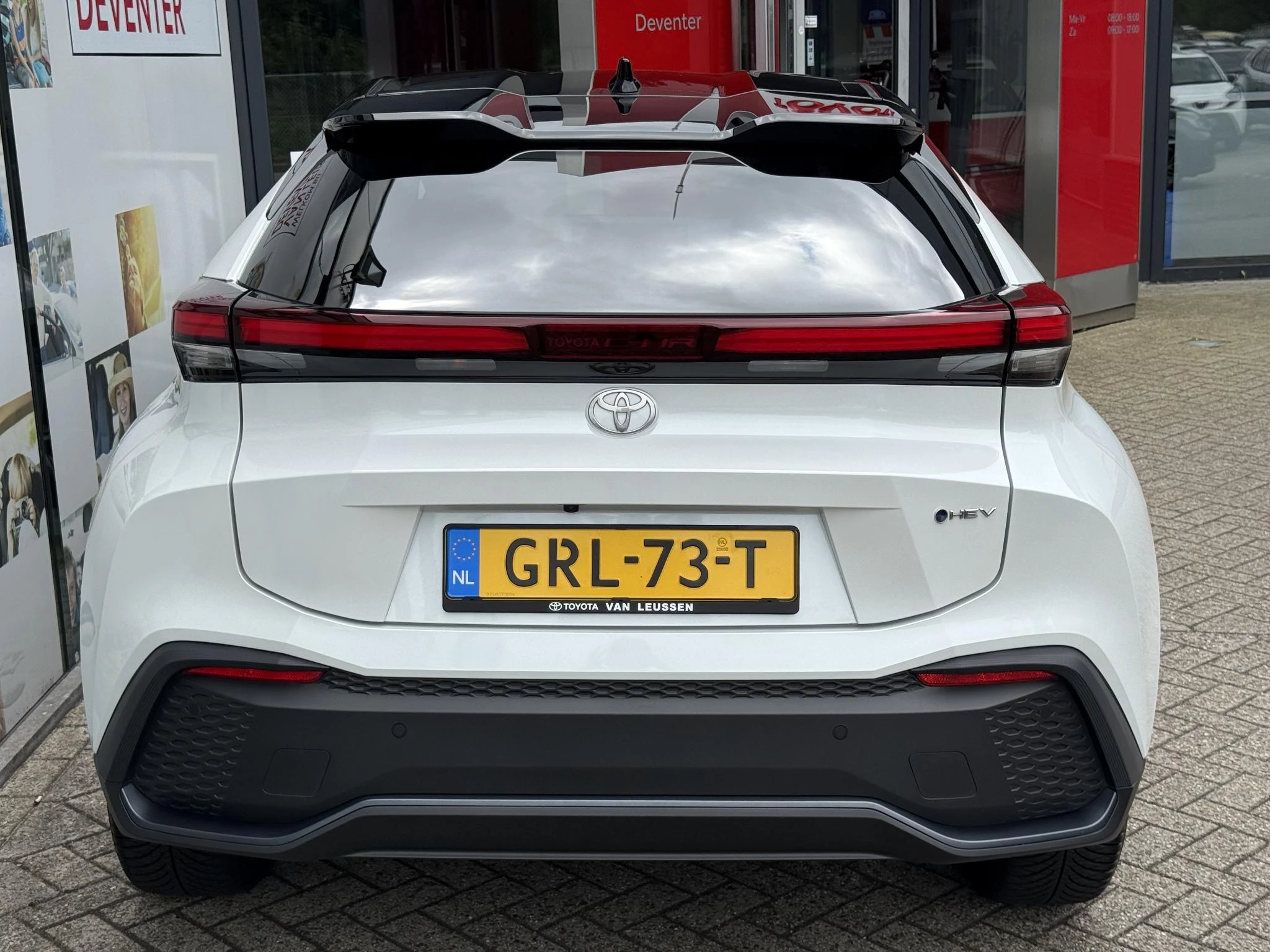 Hoofdafbeelding Toyota C-HR
