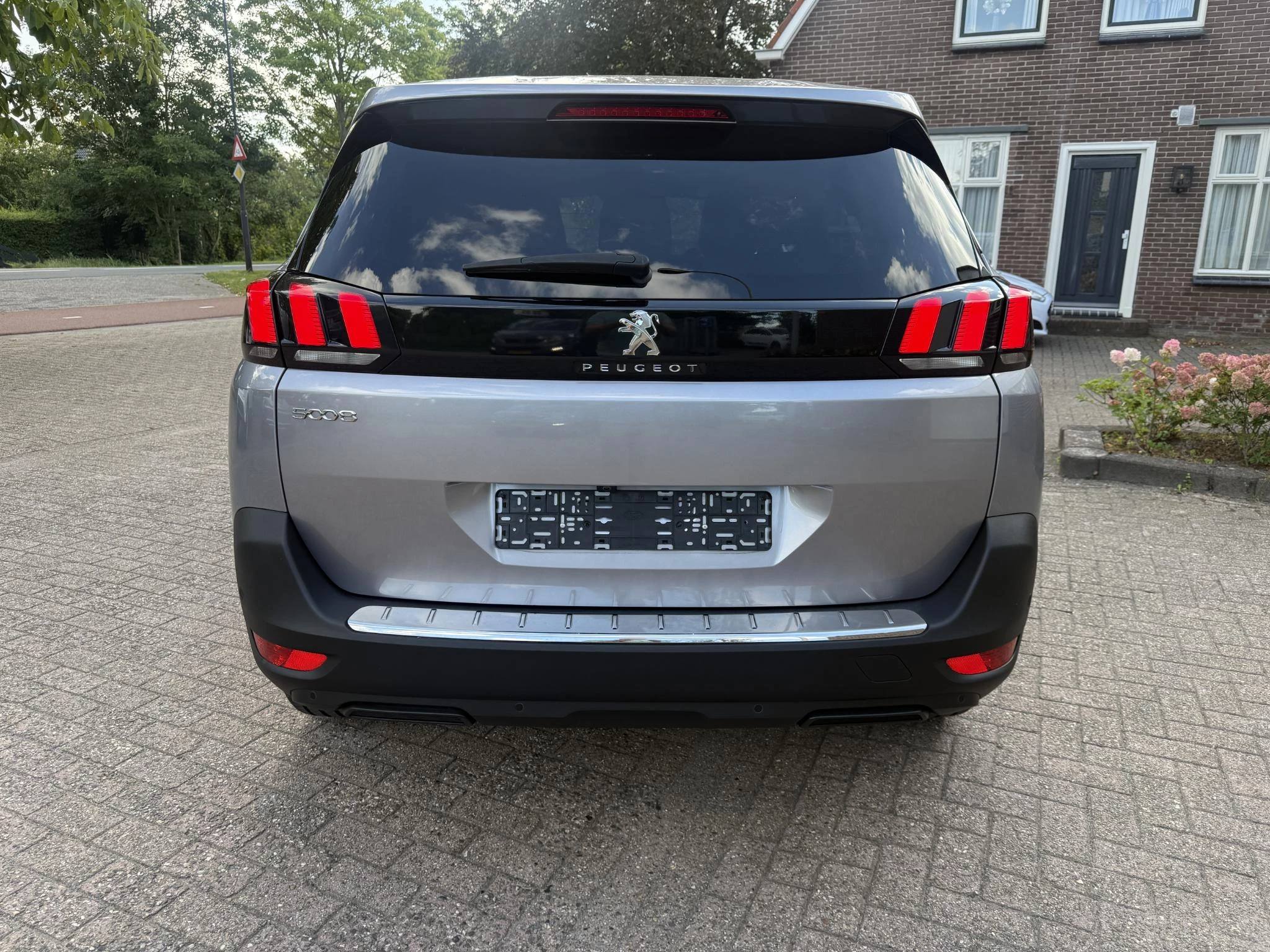 Hoofdafbeelding Peugeot 5008