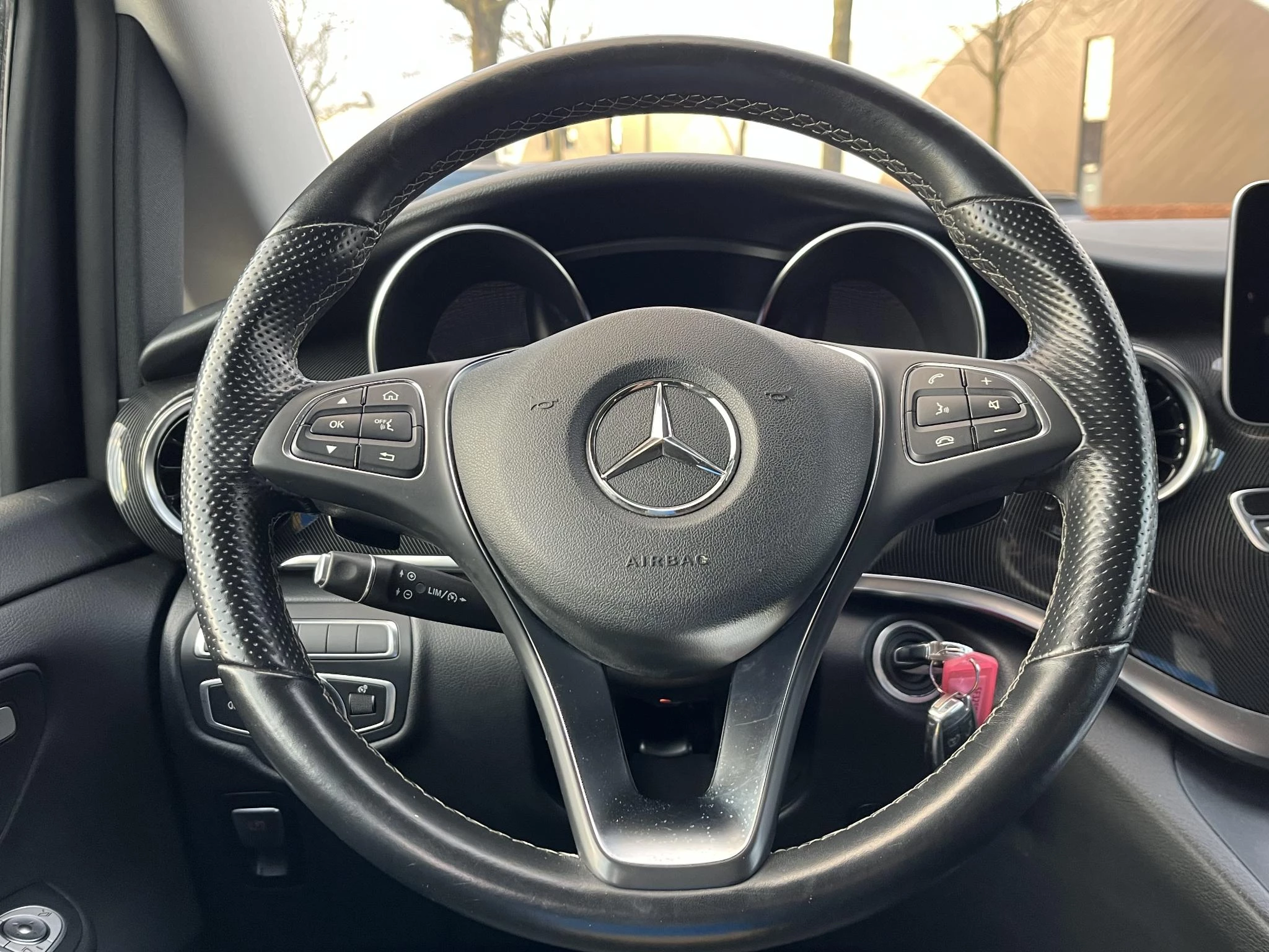 Hoofdafbeelding Mercedes-Benz EQV