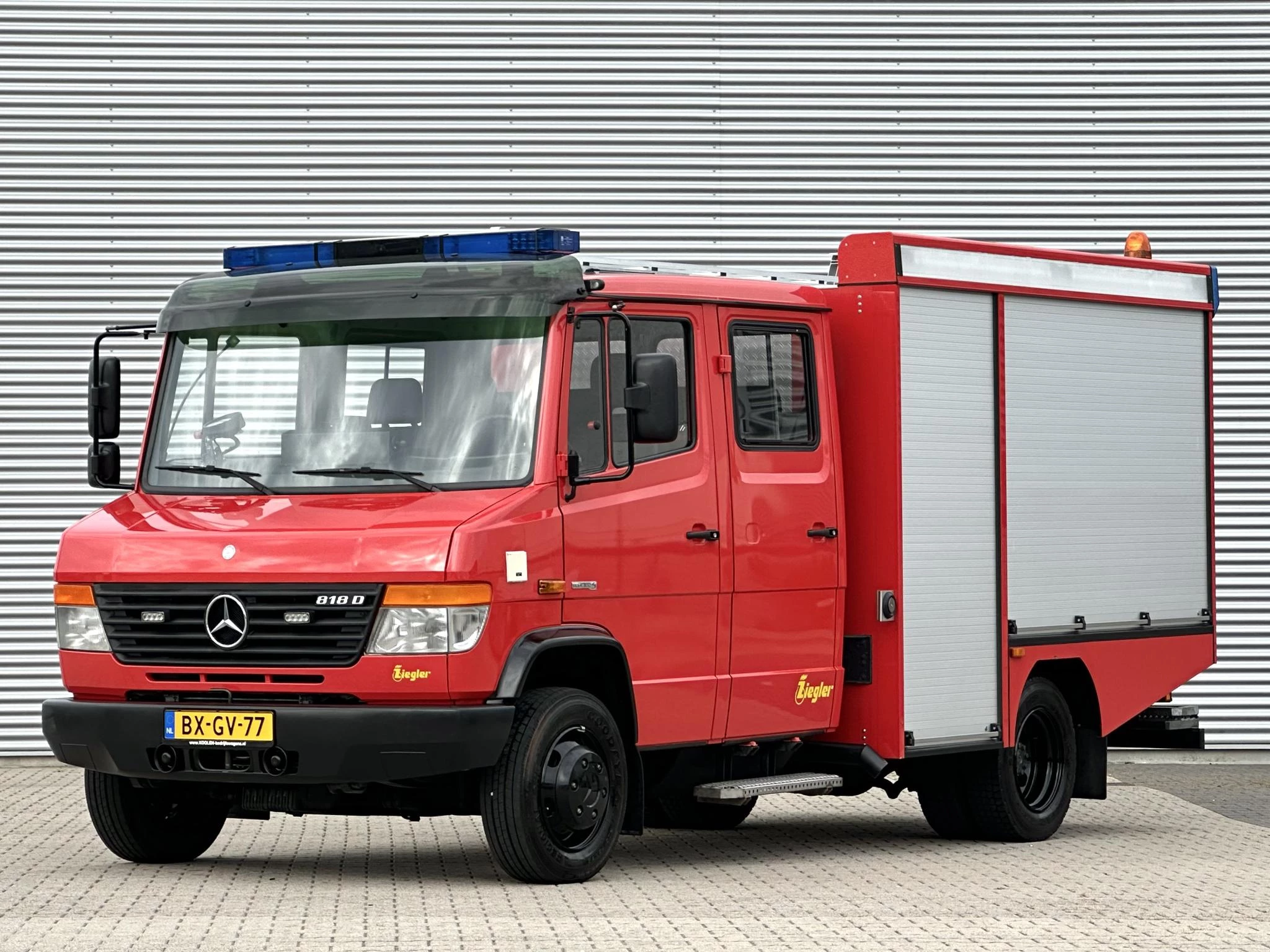 Hoofdafbeelding Mercedes-Benz 818d Vario Brandweerwagen euro 5 Ziegler NIEUW 8800KM!!!