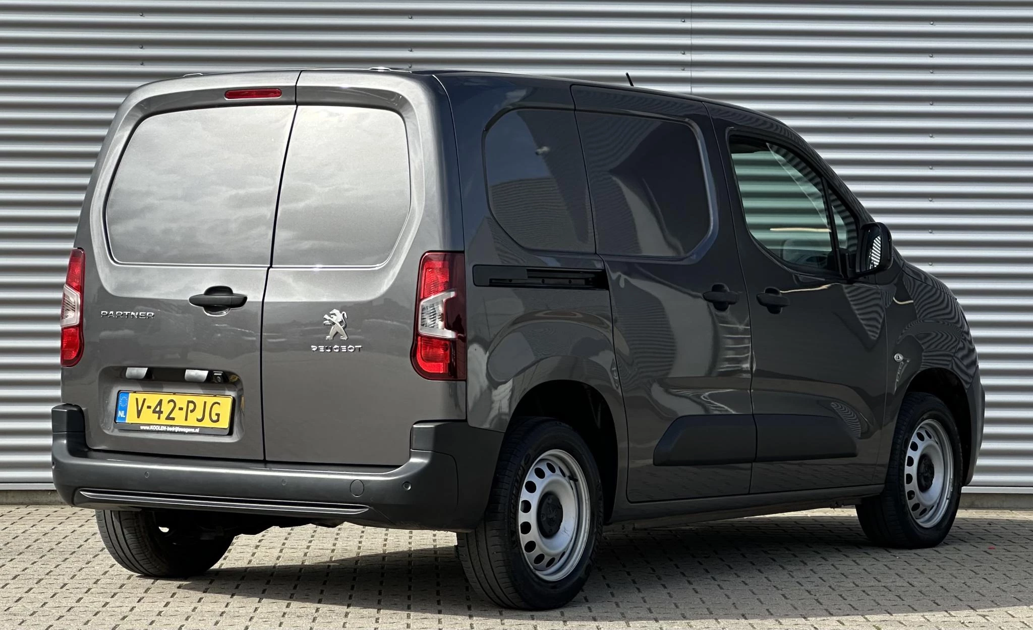 Hoofdafbeelding Peugeot Partner