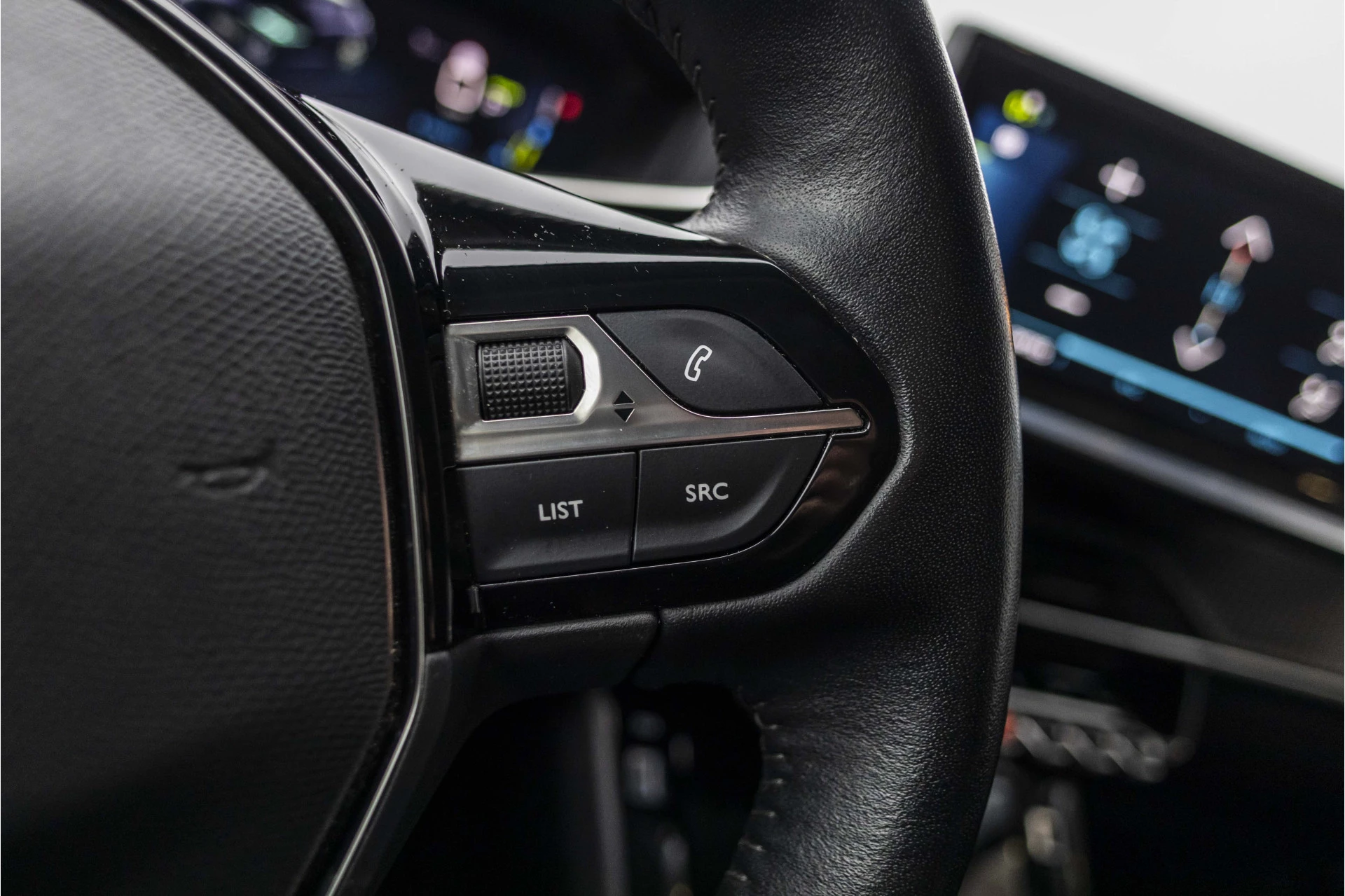 Hoofdafbeelding Peugeot e-208