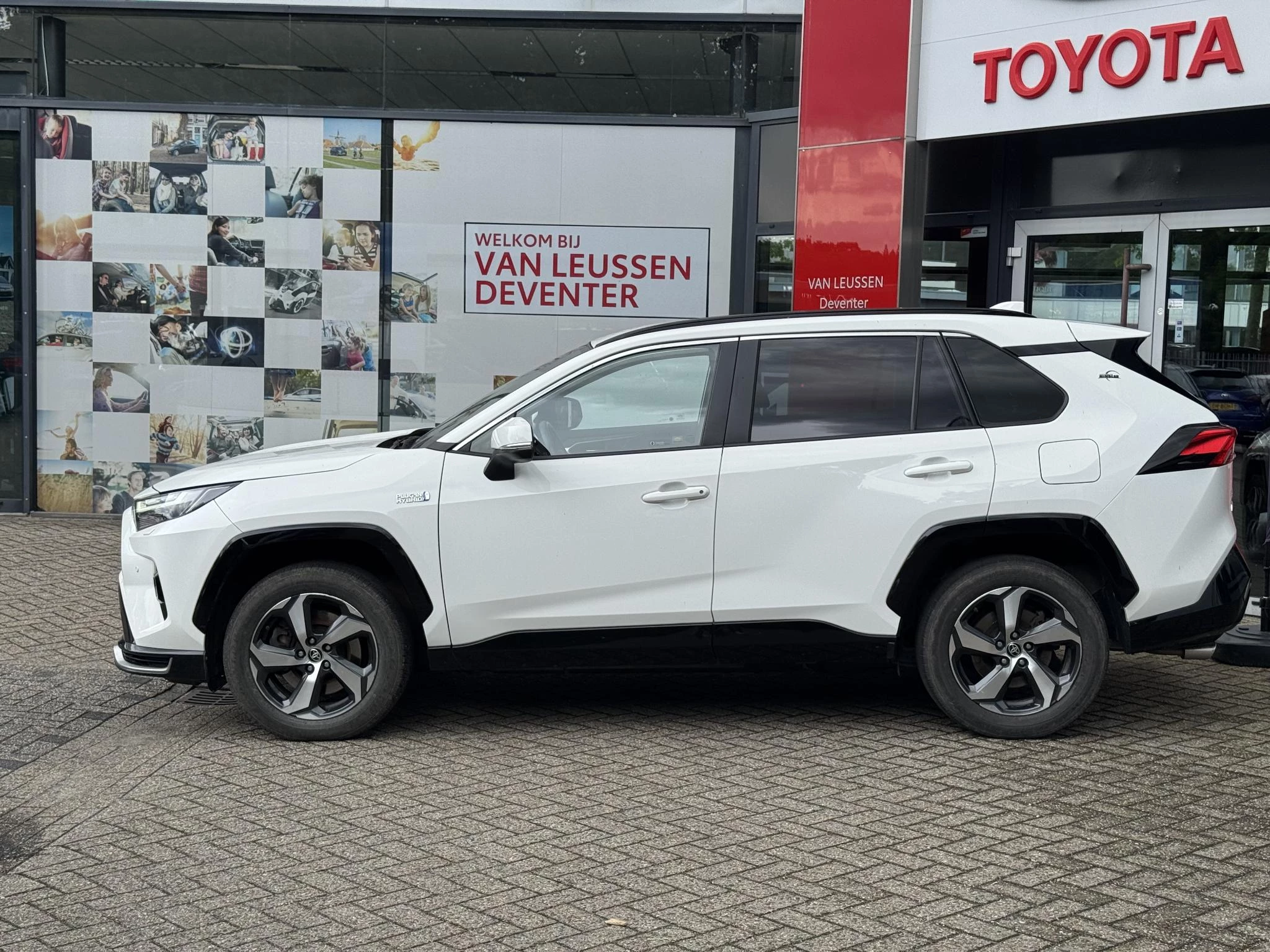 Hoofdafbeelding Toyota RAV4