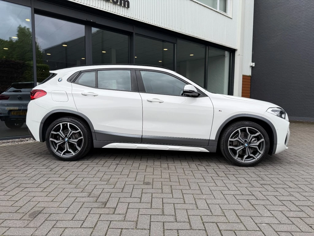 Hoofdafbeelding BMW X2