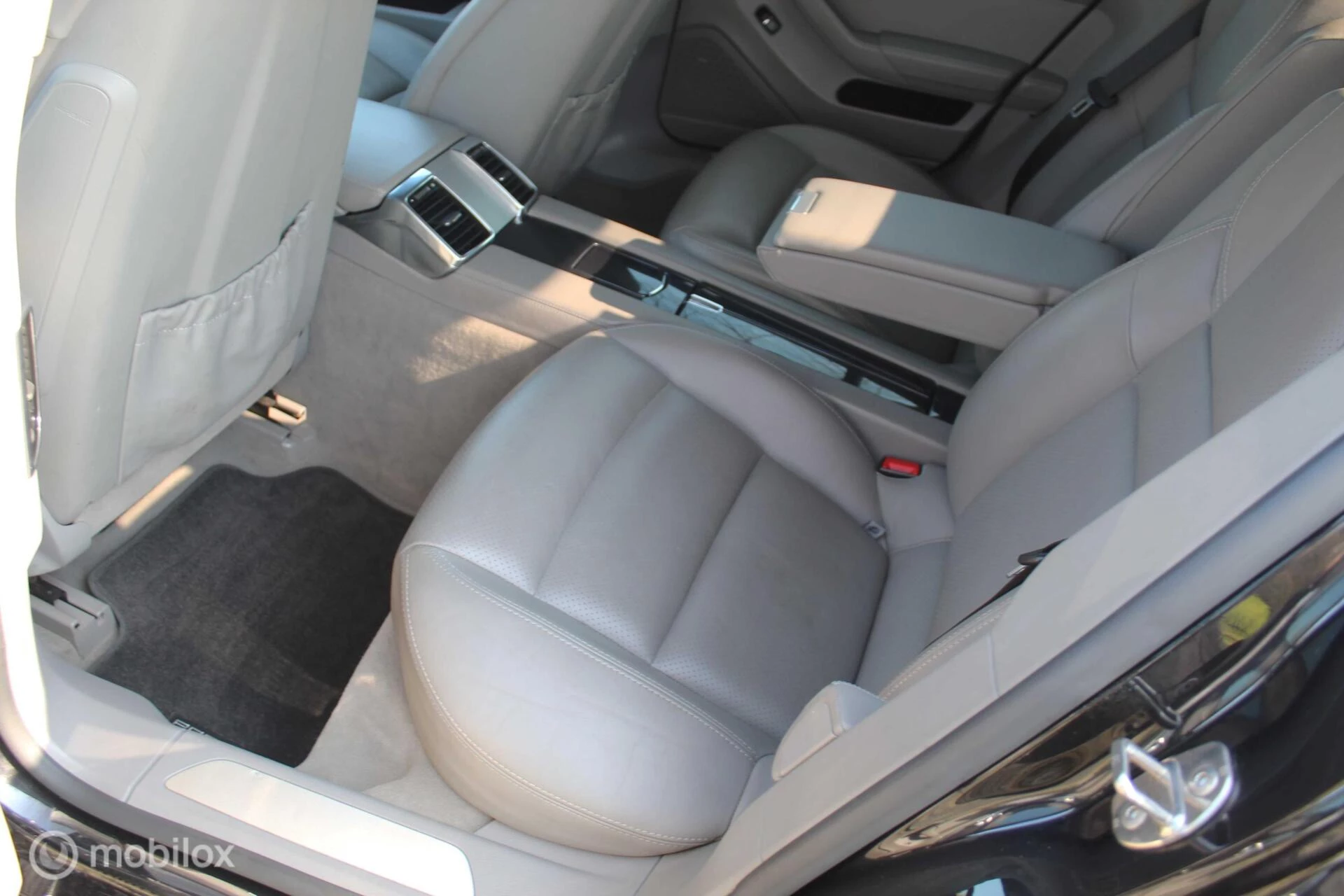 Hoofdafbeelding Porsche Panamera